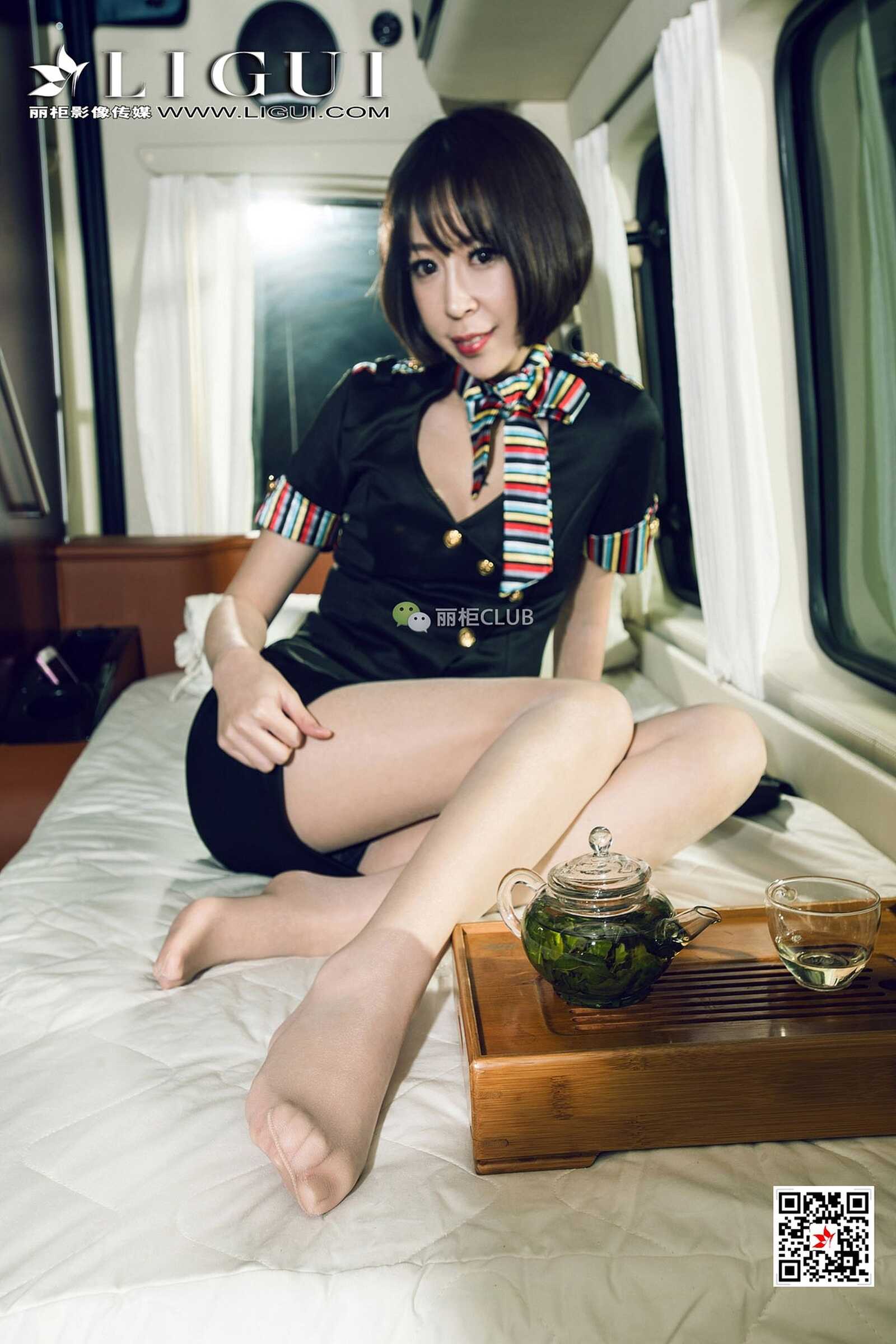 Model 足模Vicky《空姐丝足》 [丽柜Ligui] 写真集第9张