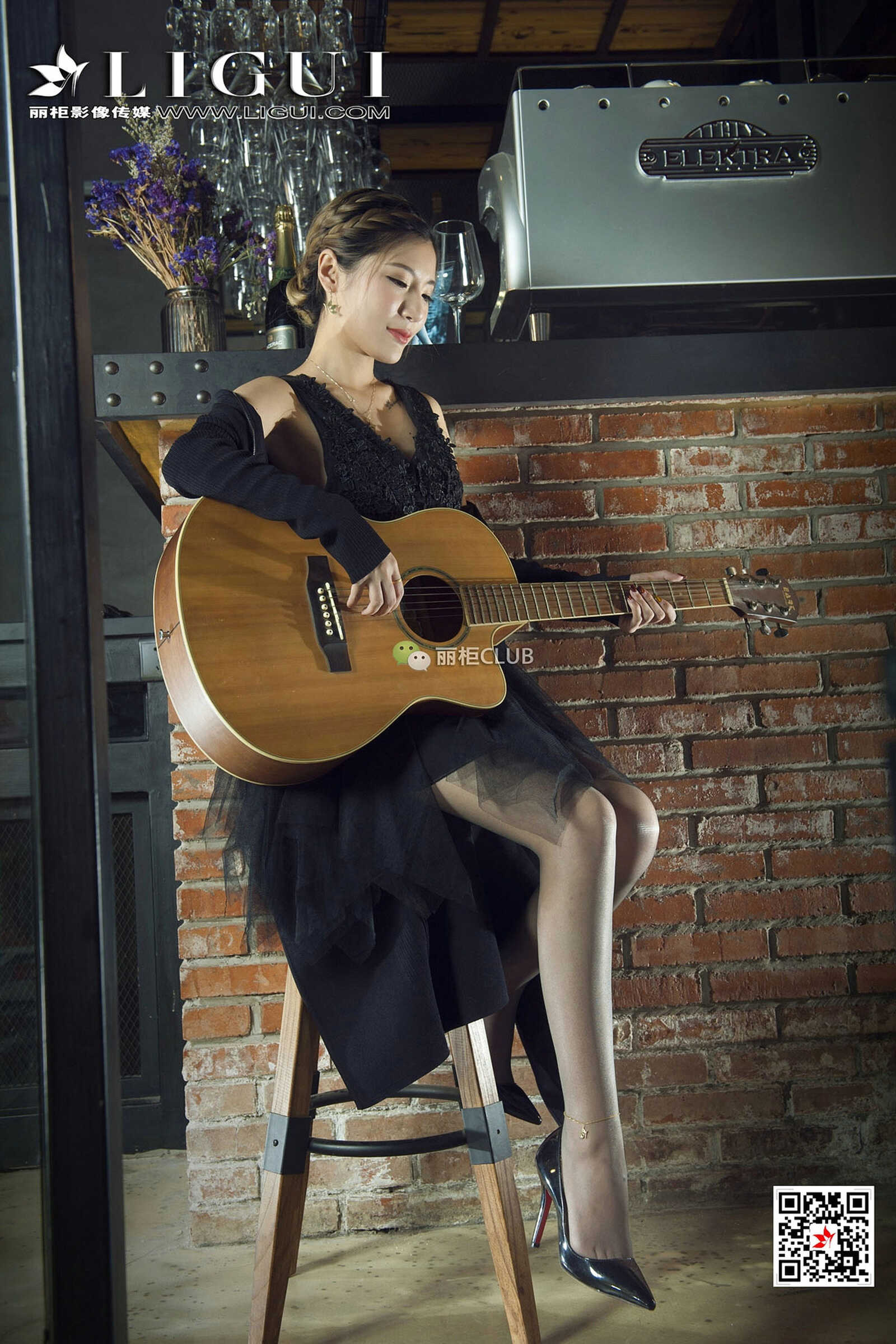 Model 悠悠《灰丝琵琶女神》 [丽柜Ligui] 写真集第14张