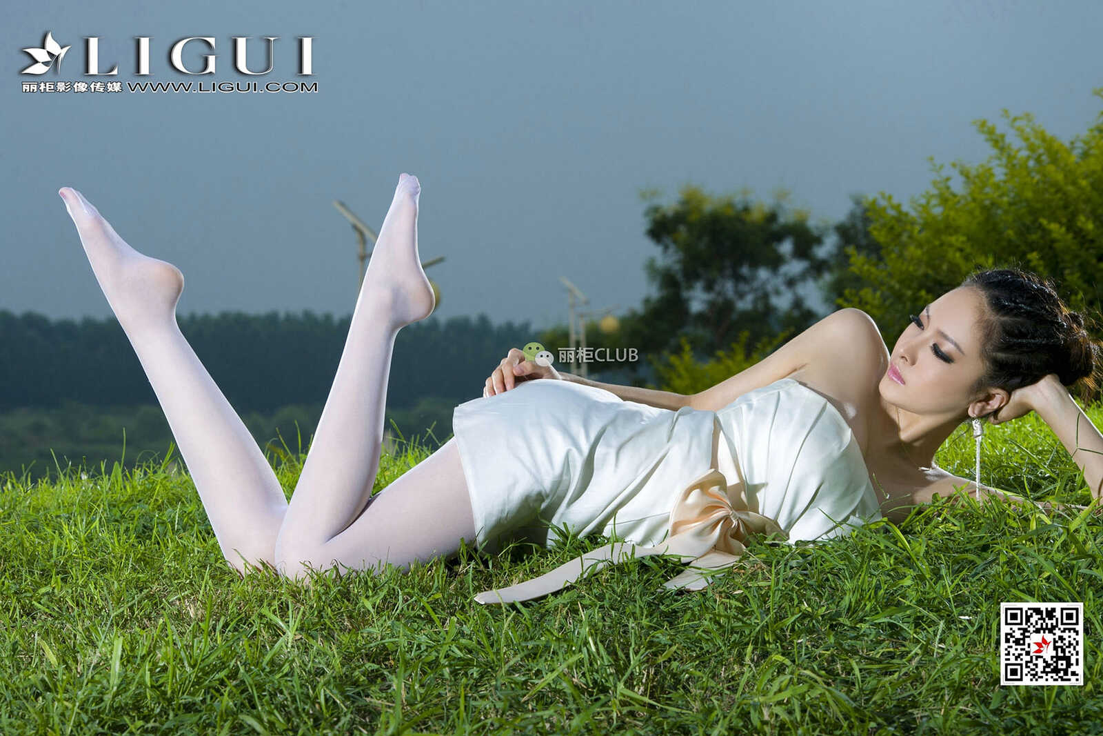 Model 雪儿《夜空白丝》 [丽柜Ligui] 写真集第6张