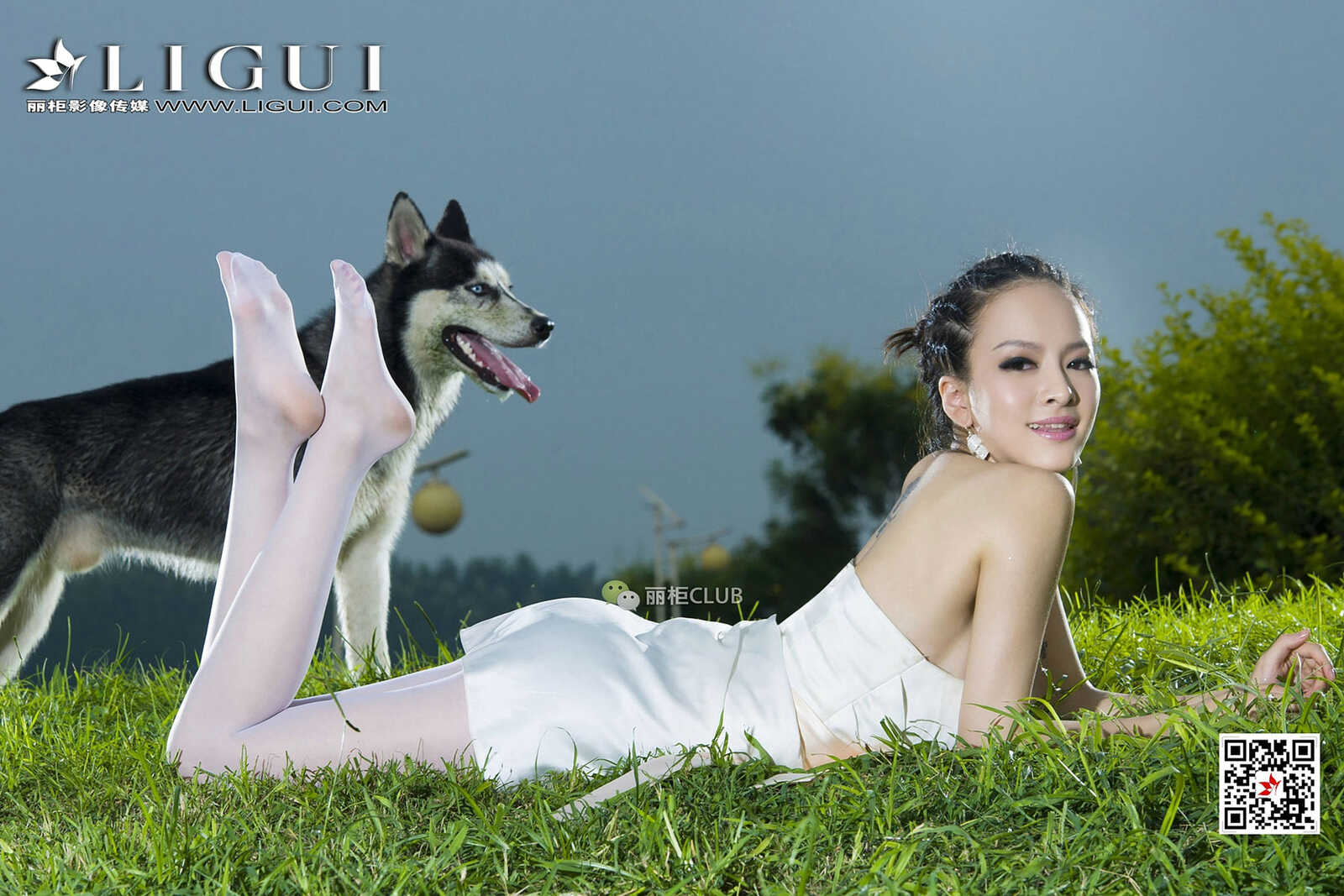 Model 雪儿《夜空白丝》 [丽柜Ligui] 写真集第11张