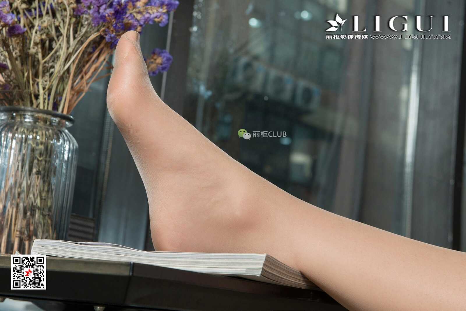 Mode 腿模筱筱《白领肉丝美腿》 [丽柜Ligui] 写真集第6张