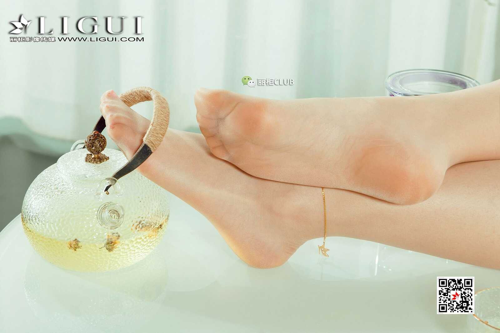 Mode 足模雪糕《吊篮椅丝足》 [丽柜Ligui] 写真集第9张