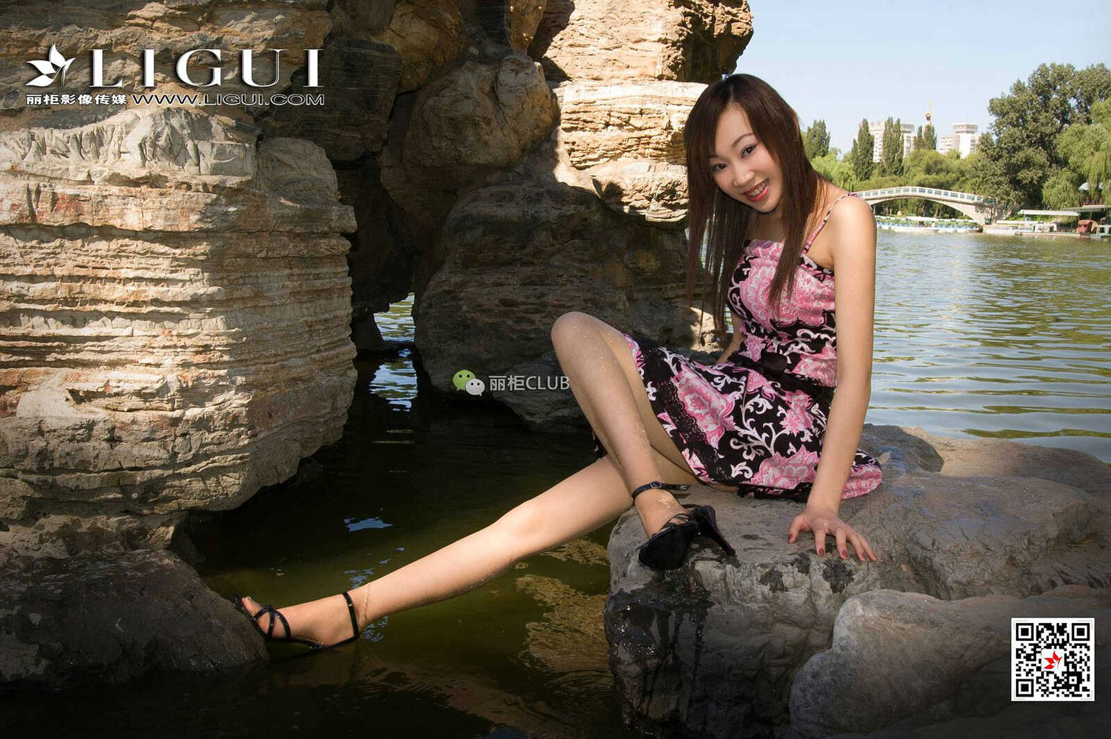 足模璐璐《公园湿足》 [丽柜Ligui] 写真集第14张