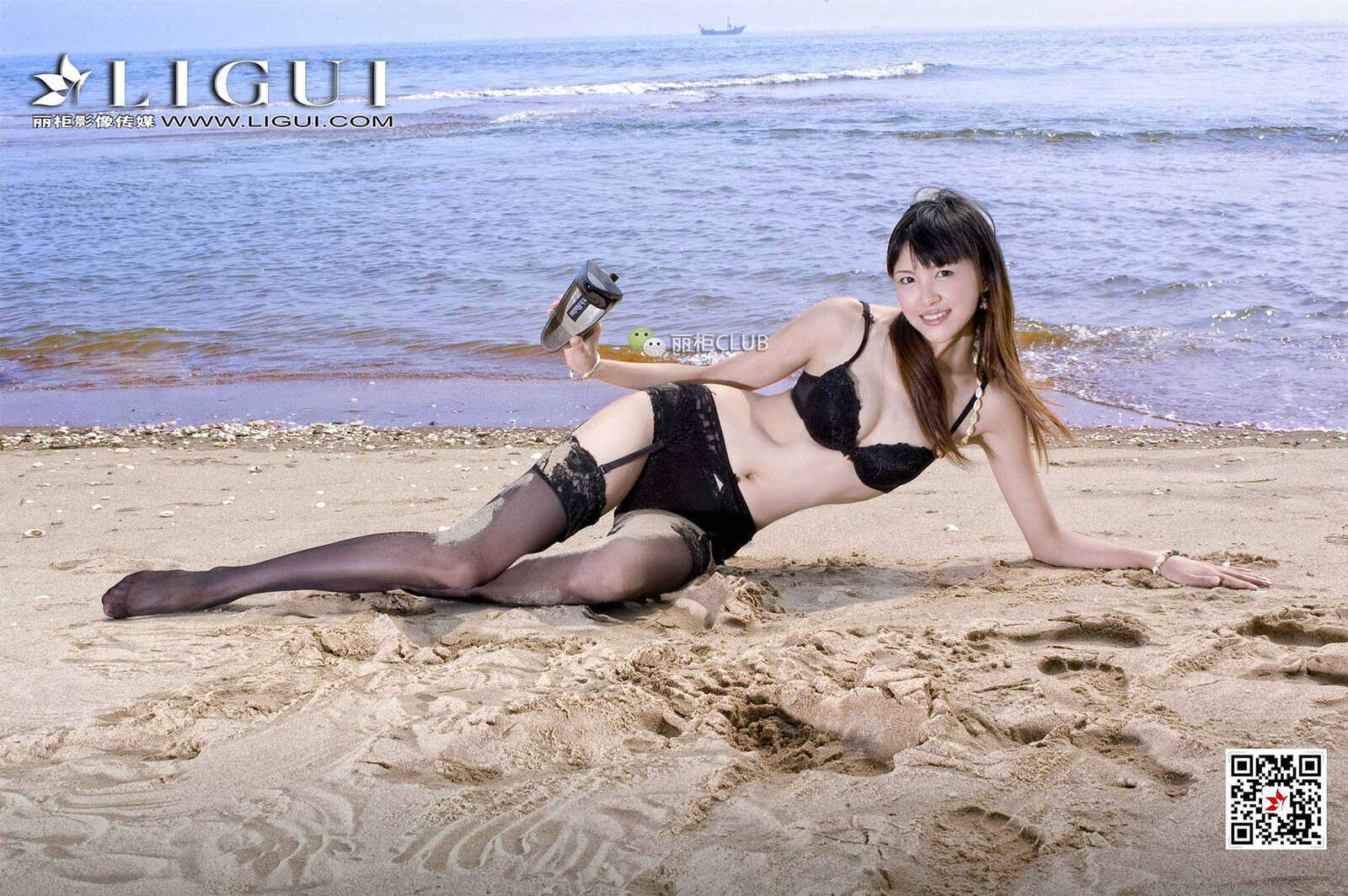 腿模菲儿《沙滩黑丝》 [丽柜Ligui] 写真集第11张