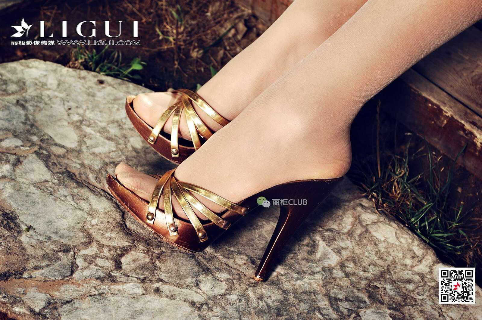 腿模刘钥《古典美丝》 [丽柜LIGUI] 丝袜美腿 写真第18张