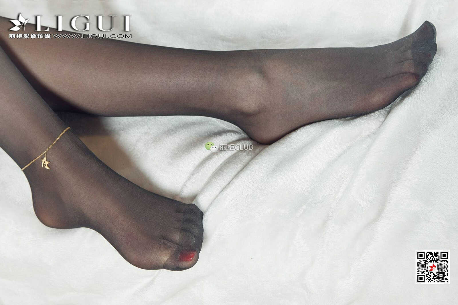 腿模雪糕《牛仔热裤+黑丝美腿》 [丽柜Ligui] 写真第9张