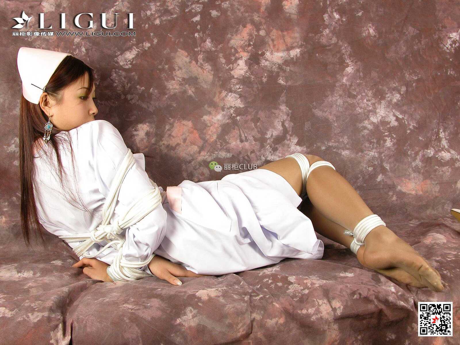 腿模雅诗《护士美束》 [丽柜LIGUI] 丝袜美束 写真第13张