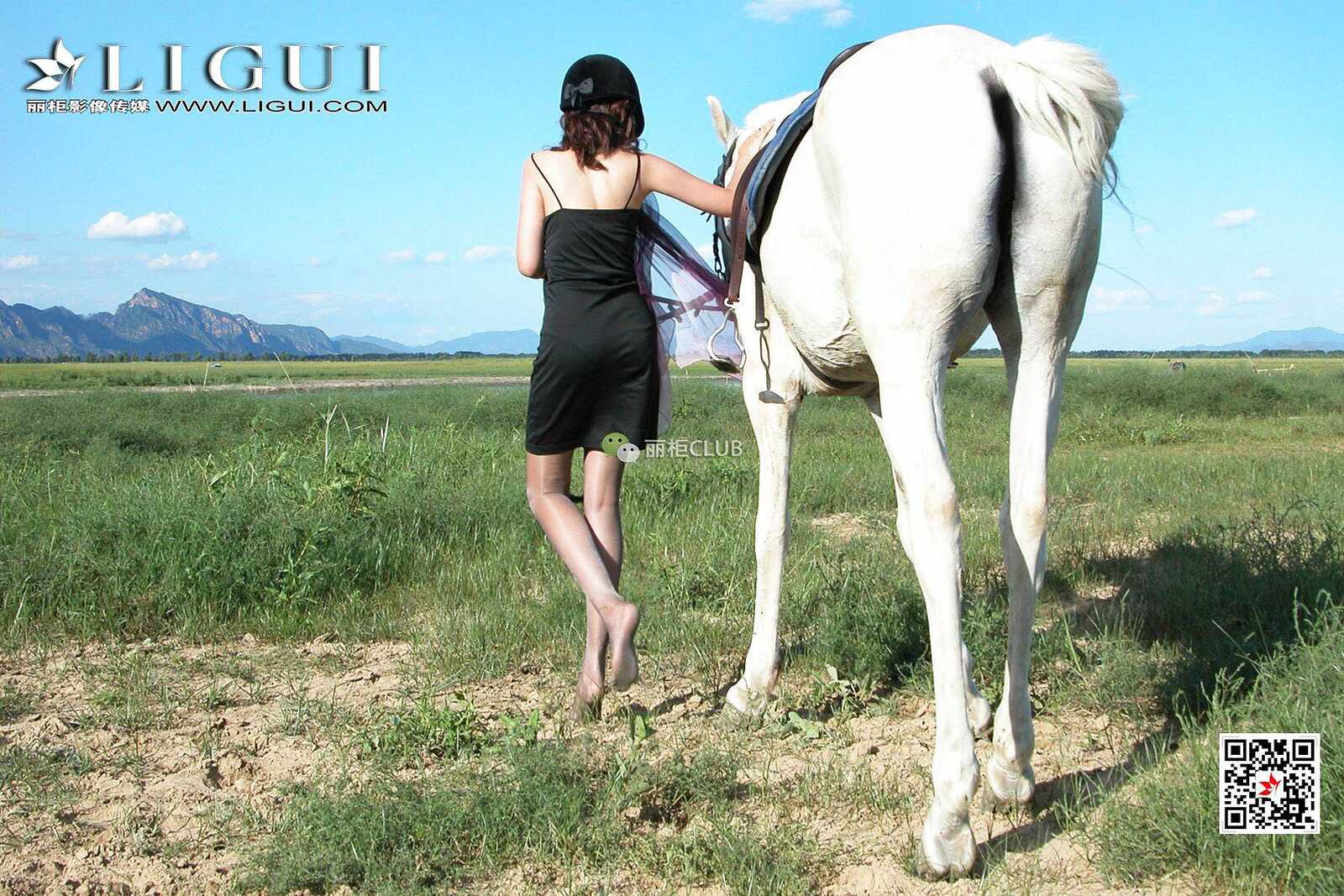 腿模丝高《白马女郎美丝》 [丽柜LIGUI] 美腿丝足第9张