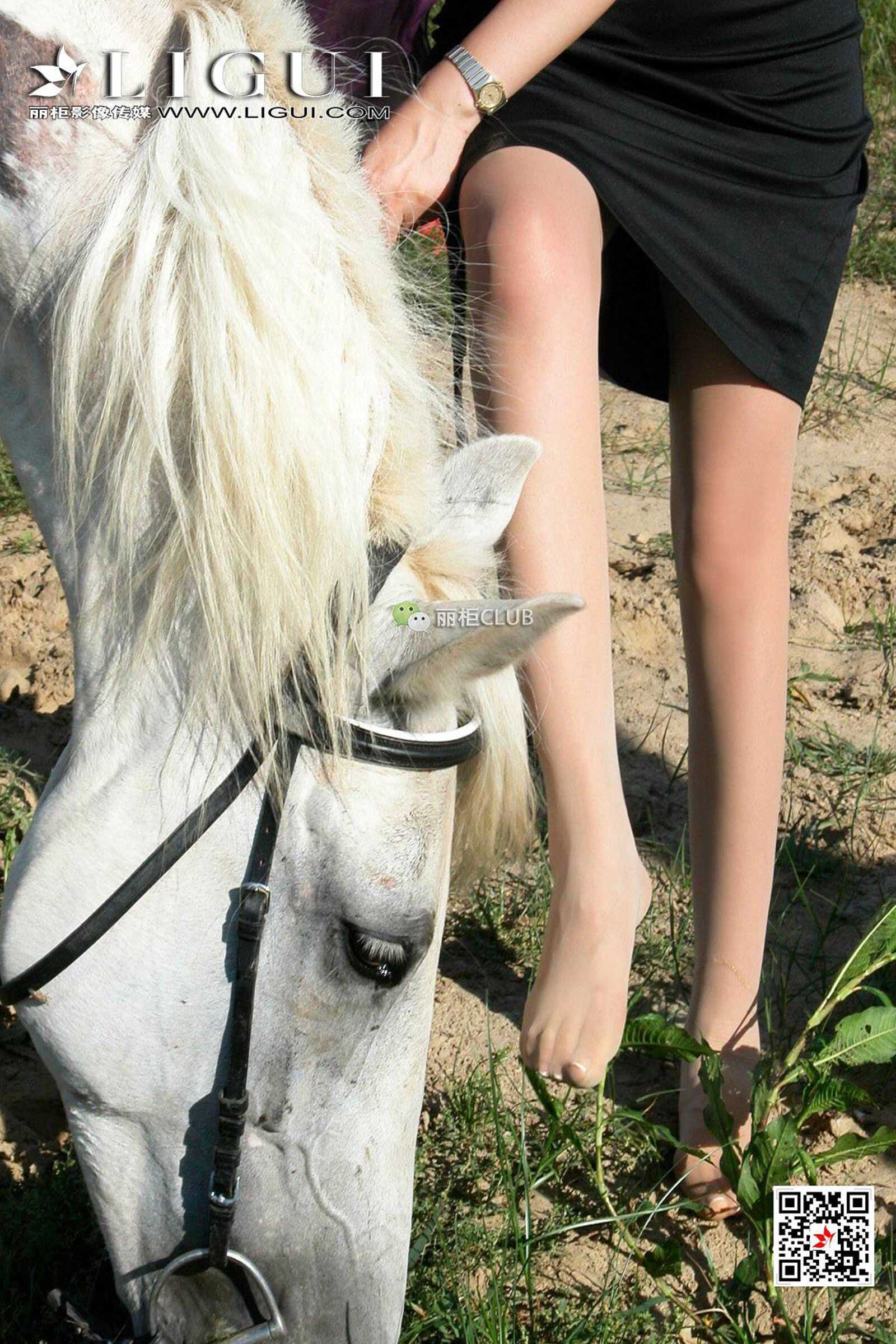 腿模丝高《白马女郎美丝》 [丽柜LIGUI] 美腿丝足第1张