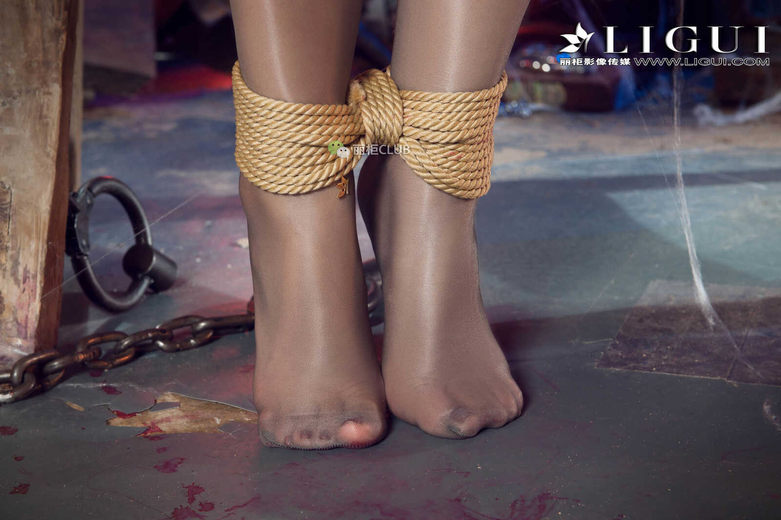 腿模筱筱《护士捆绑》 [丽柜Ligui]  美腿丝足写真第2张