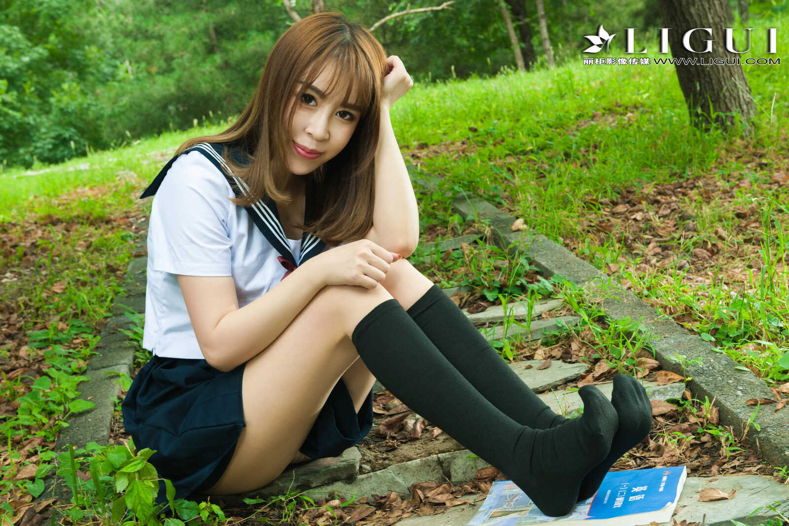 足模Vicky《校花玉足》 [丽柜Ligui] 写真集第13张