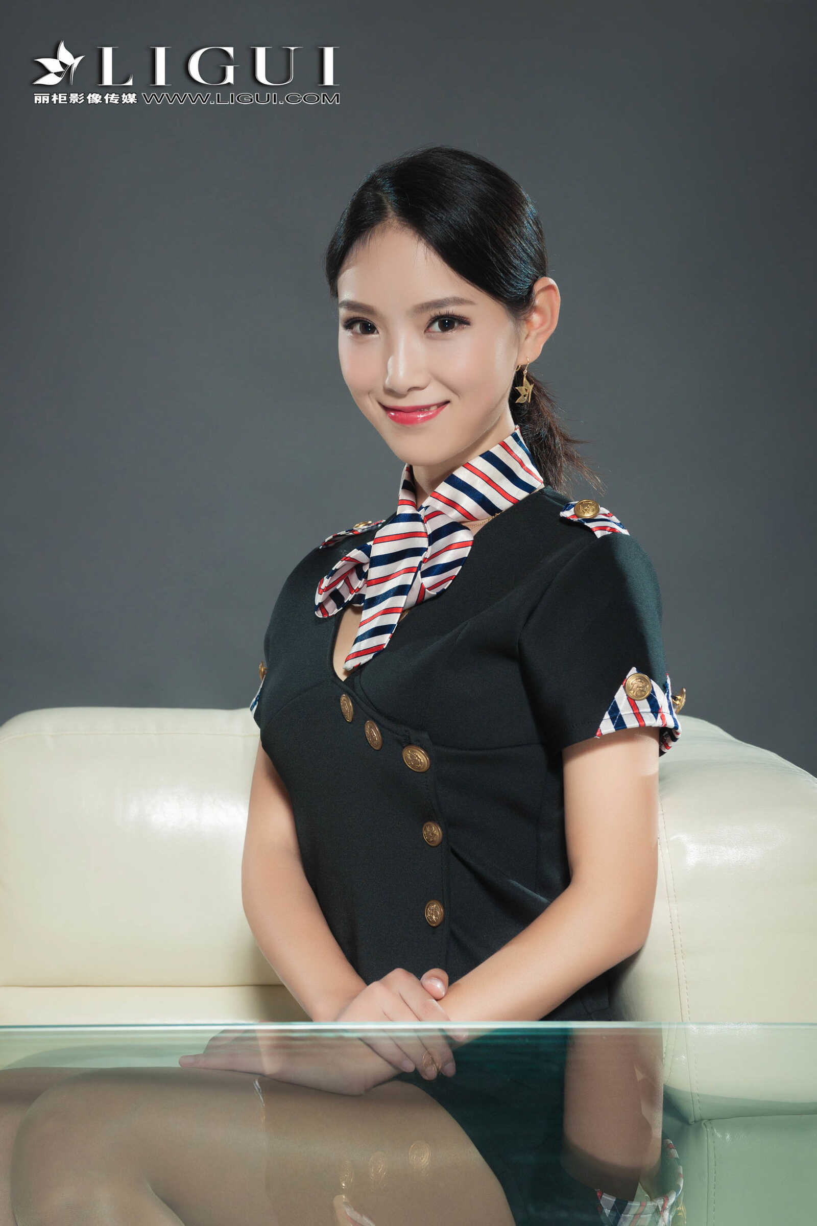 腿模赵维拉《空姐丝足》[丽柜Ligui] 写真集第11张