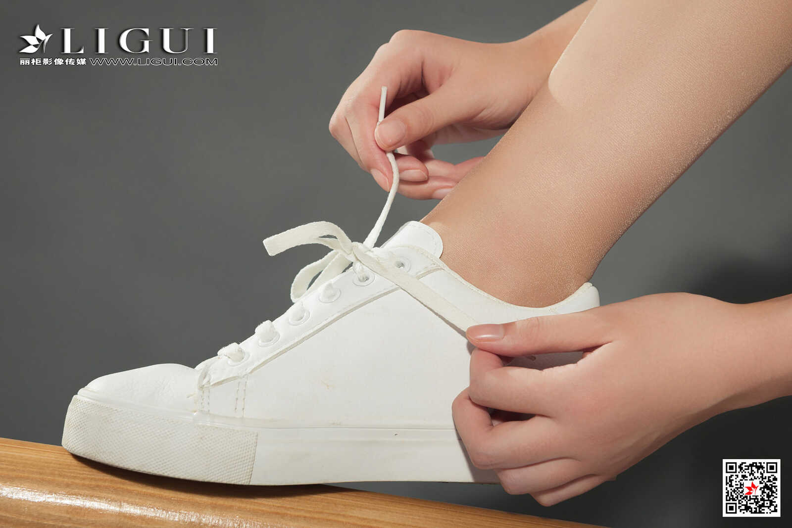 小戈《肉丝健身教练》 [丽柜Ligui] 写真集第15张