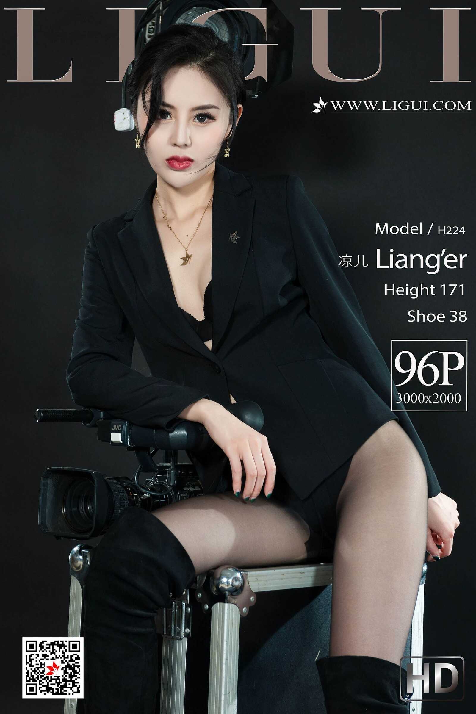 腿模凉儿《黑丝OL》 [丽柜Ligui] 网络丽人 写真集第18张