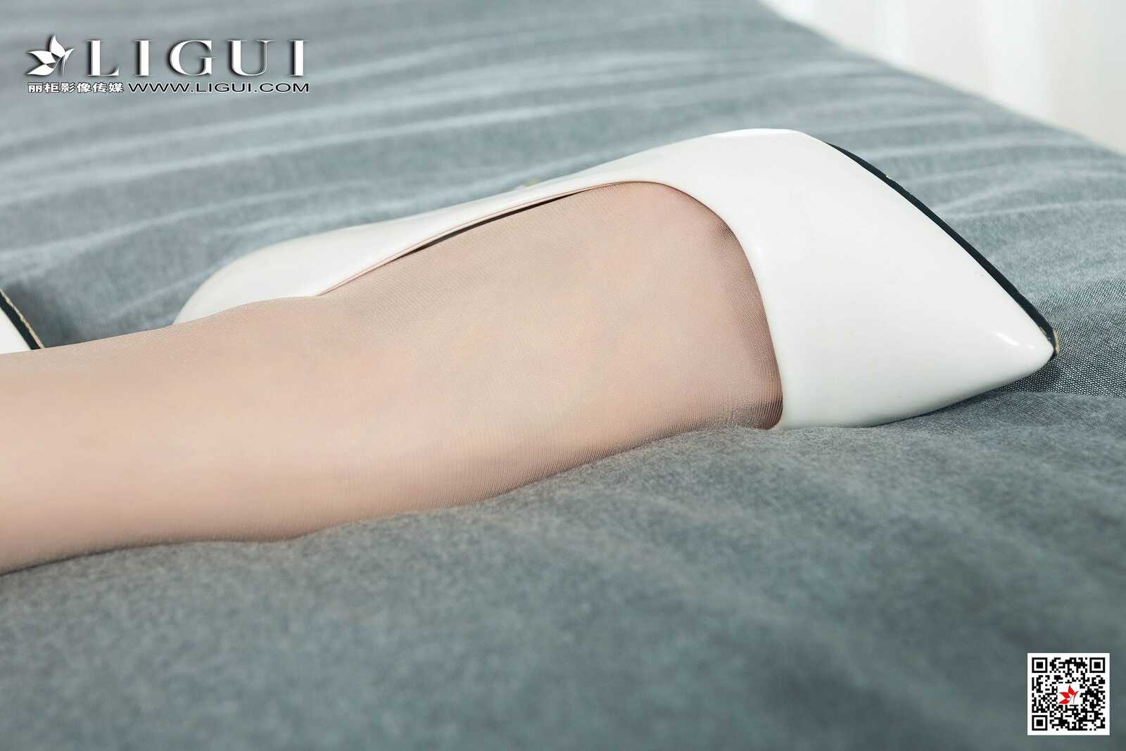 腿模兔子《护士丝足》 [丽柜Ligui] 网络丽人 写真第10张