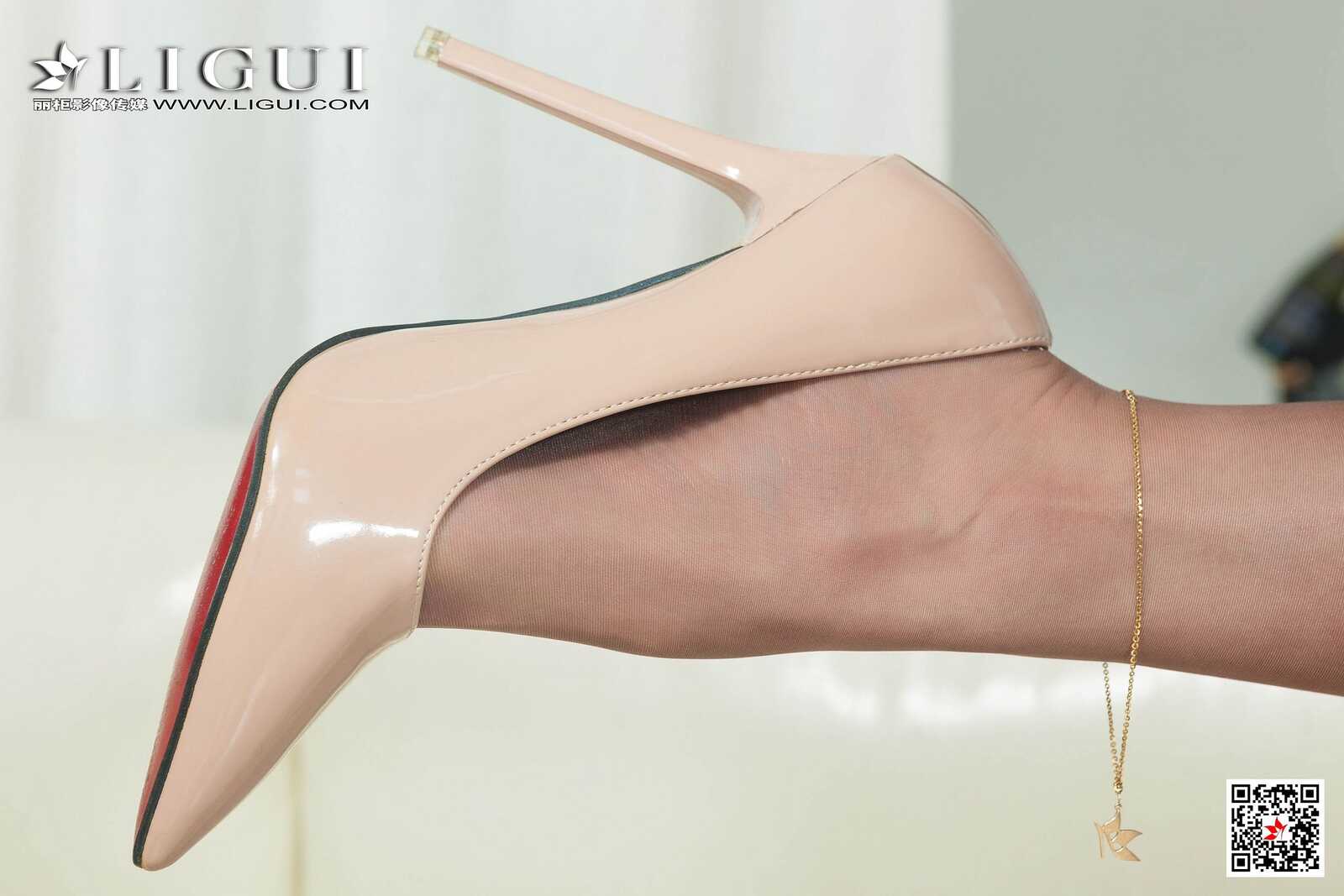 凉儿《黑丝贵美人》 [丽柜Ligui] 写真集第2张