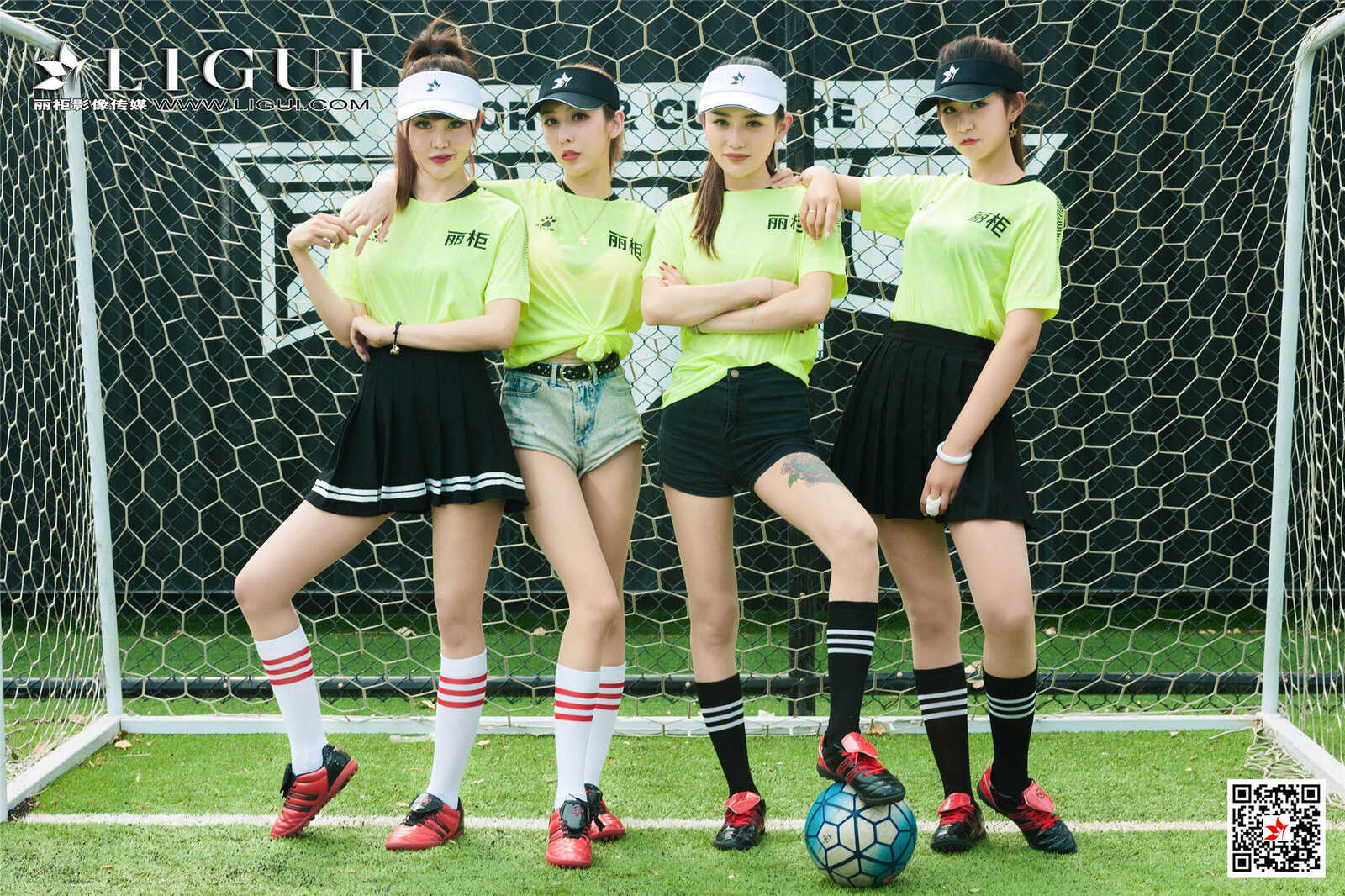 兔子&凉儿&甜甜&允娜《足球丝足》 [丽柜第7张