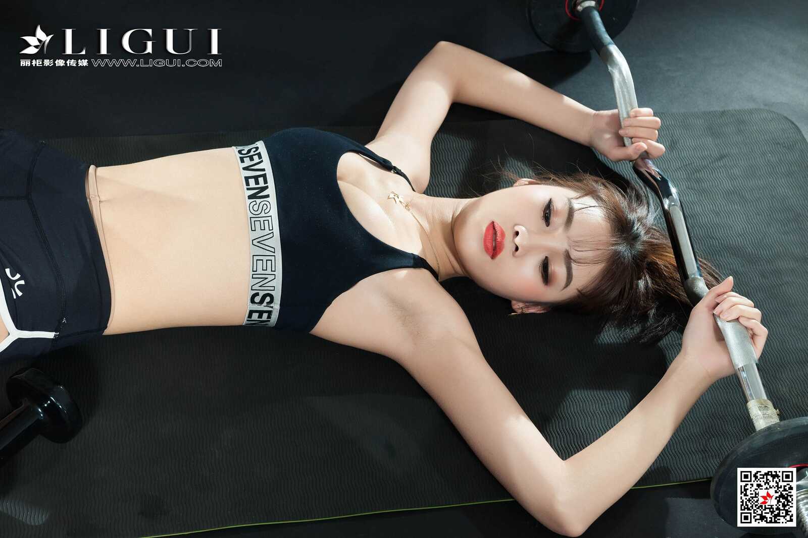 腿模Xilly《健身丝足》 [丽柜Ligui] 写真集第8张