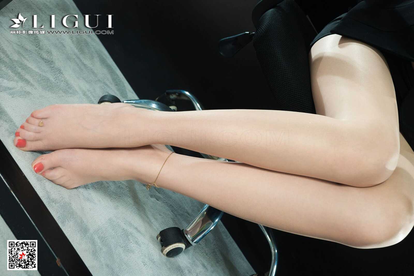 模特呢楠《肉丝长腿OL女郎》 [丽柜LIGUI] 网络丽人第8张