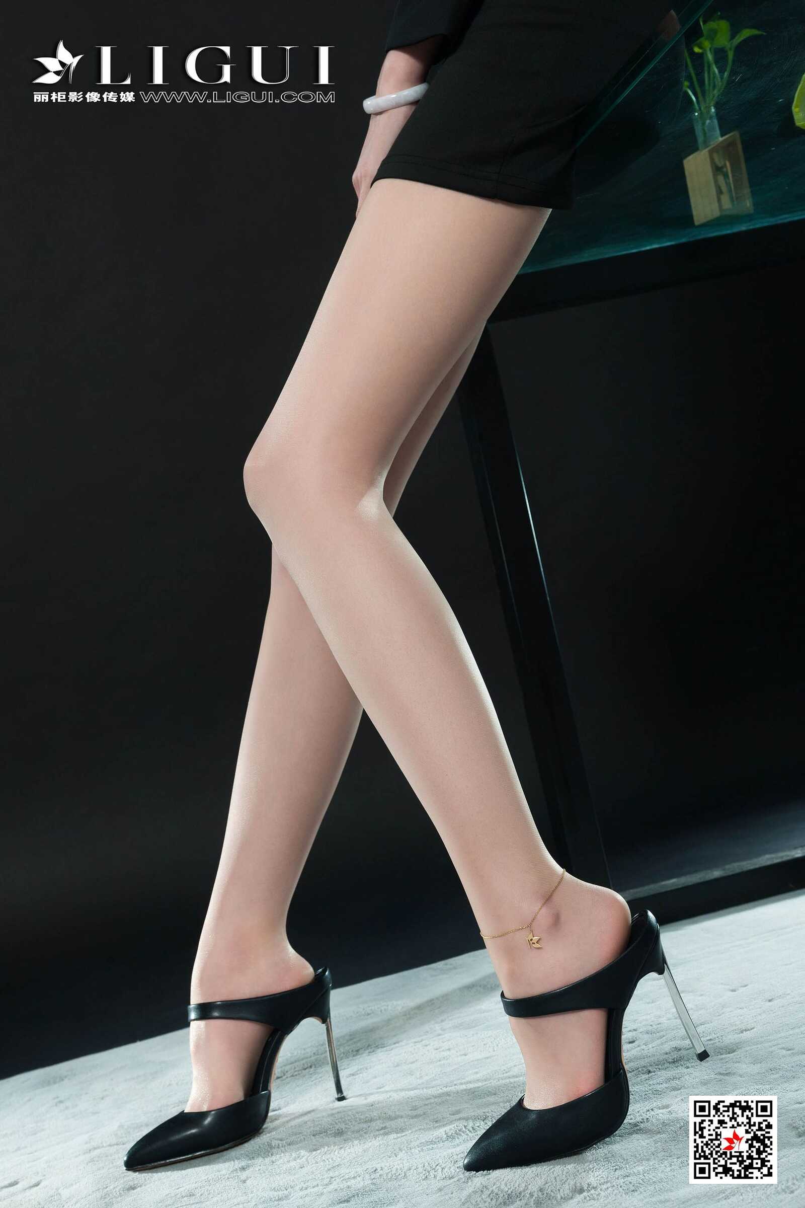 腿模RITA《肉丝袜长腿丽人》 [丽柜LiGui] 写真集第13张