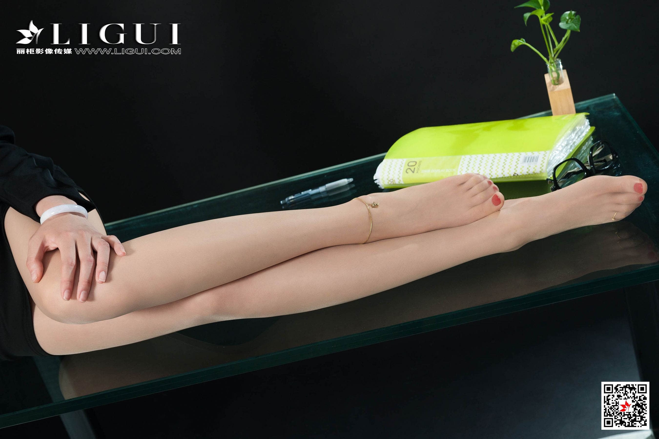 腿模RITA《肉丝袜长腿丽人》 [丽柜LiGui] 写真集第2张