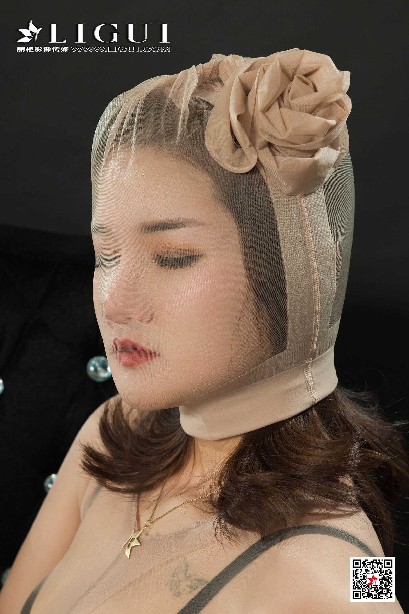 Model 文芮《肉丝人体》 [丽柜LiGui] 丝袜人体摄影第16张