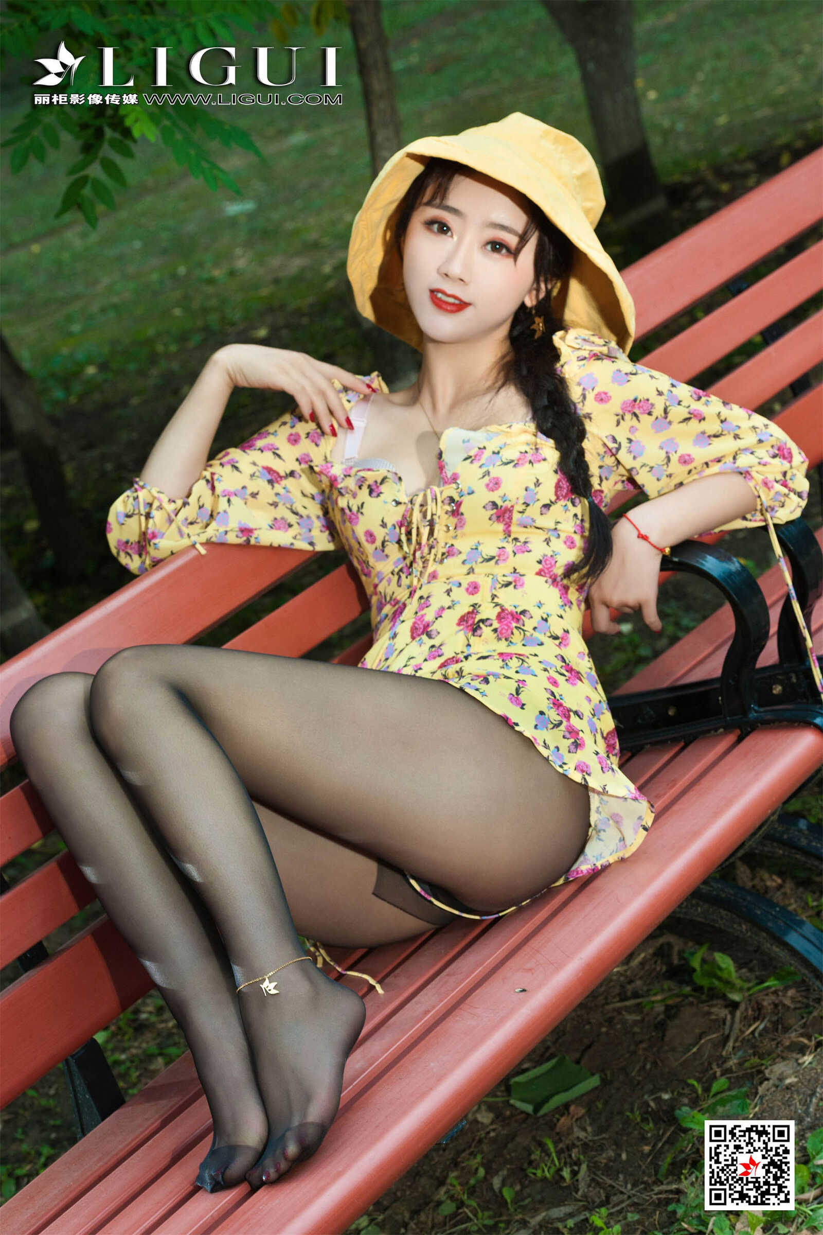 然然《极品森系黑丝草帽少女》 [丽柜Ligui] 写真第17张