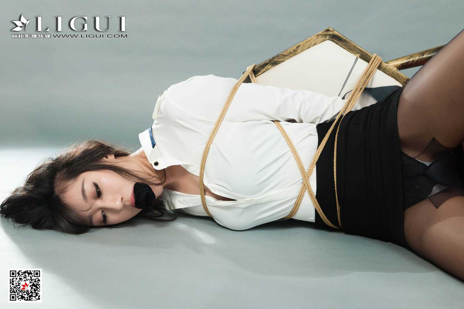 轩轩《黑丝OL捆绑绳艺》 [丽柜Ligui] 写真集第8张