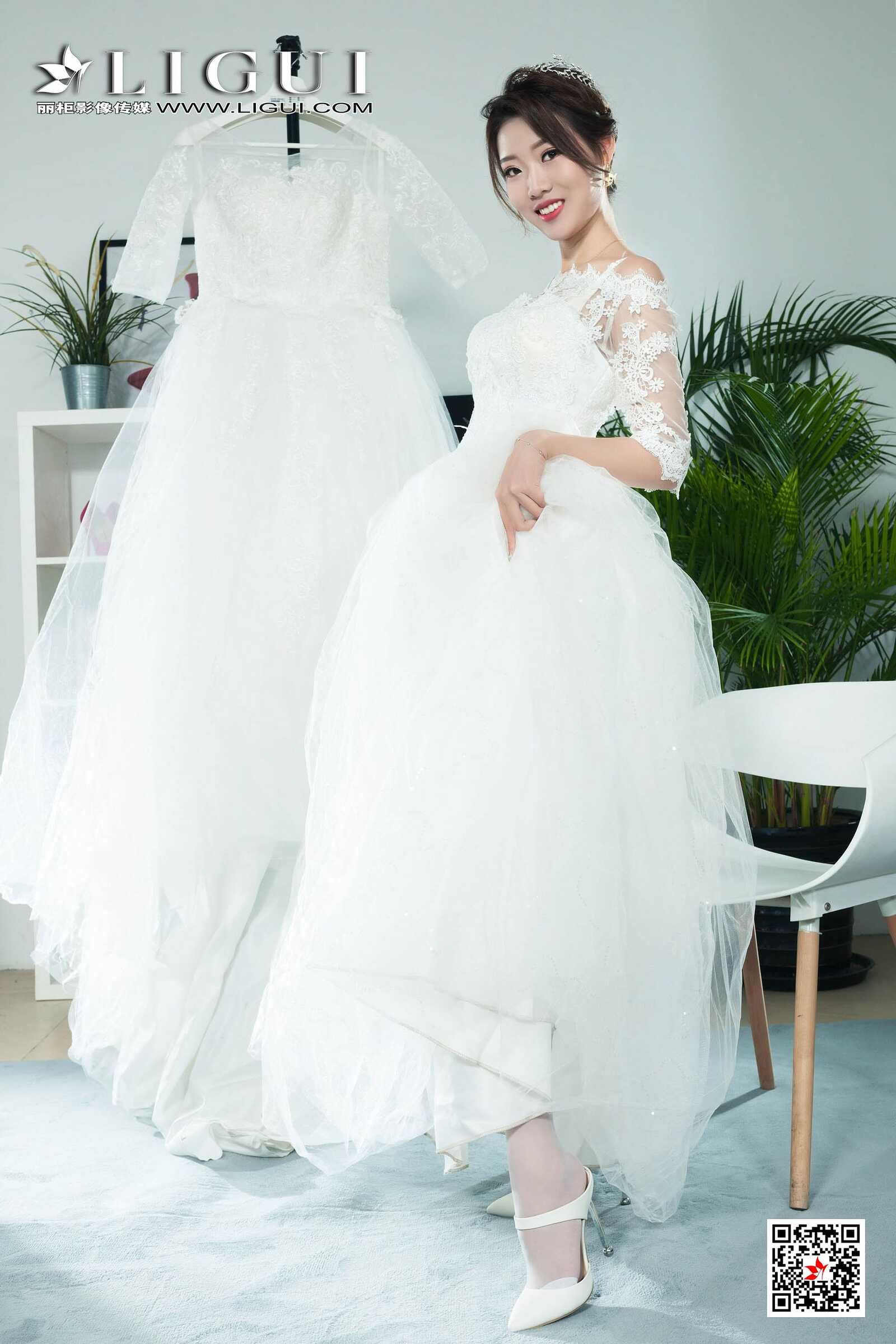钟情《白丝婚纱新娘》 [丽柜Ligui] 写真集第10张