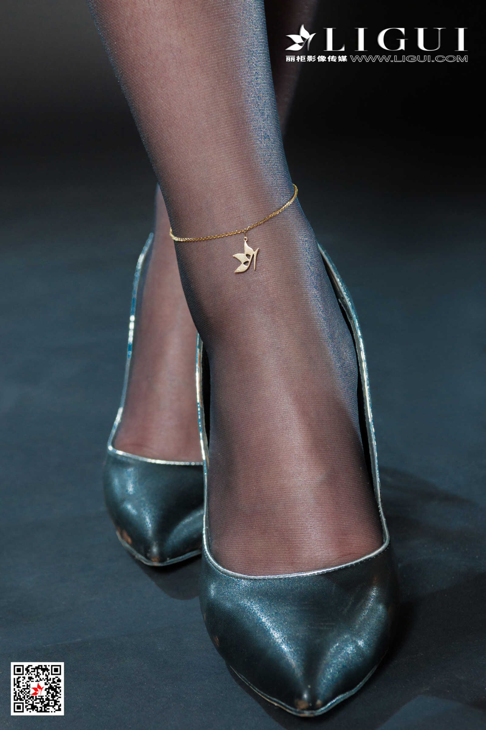 腿模Xilly《监狱黑丝女王》 [丽柜Ligui] 写真集第14张