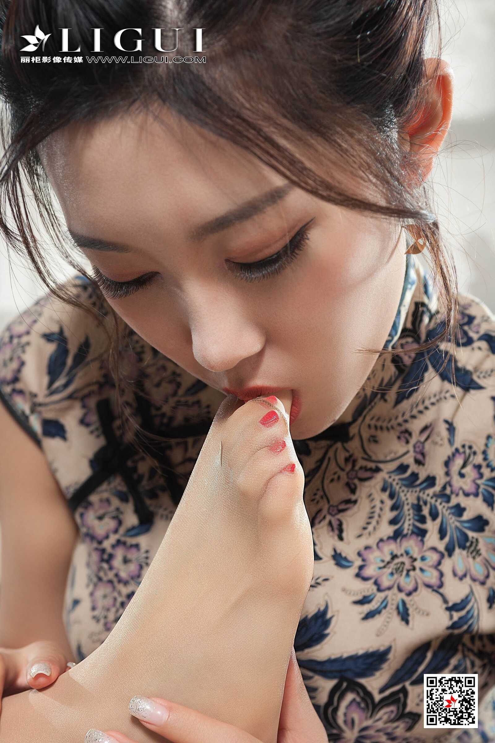 腿模筱筱《旗袍茶足》 [丽柜Ligui] 网络丽人第15张