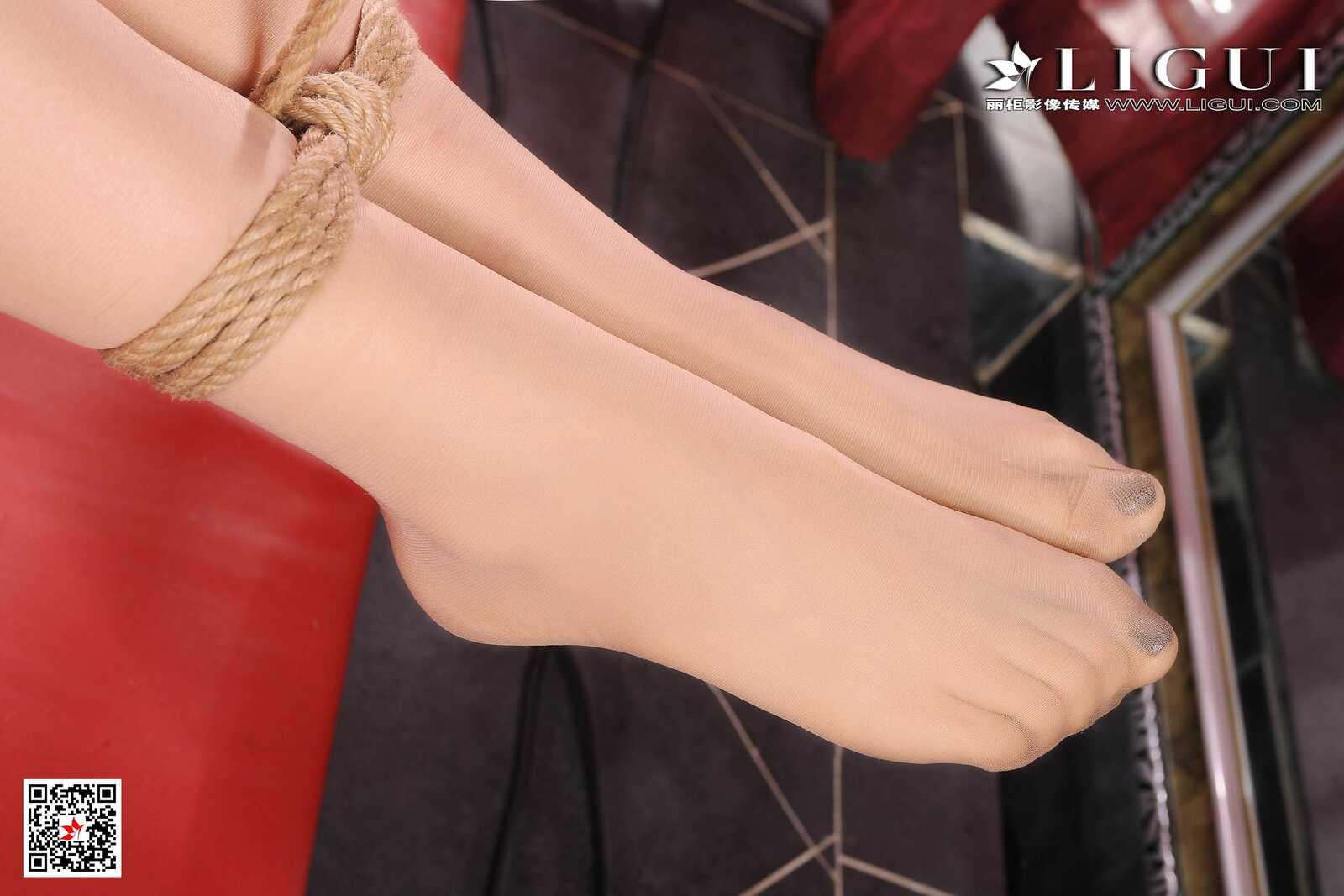 怡萱《美束肉丝OL》 [丽柜Ligui] 写真集第3张