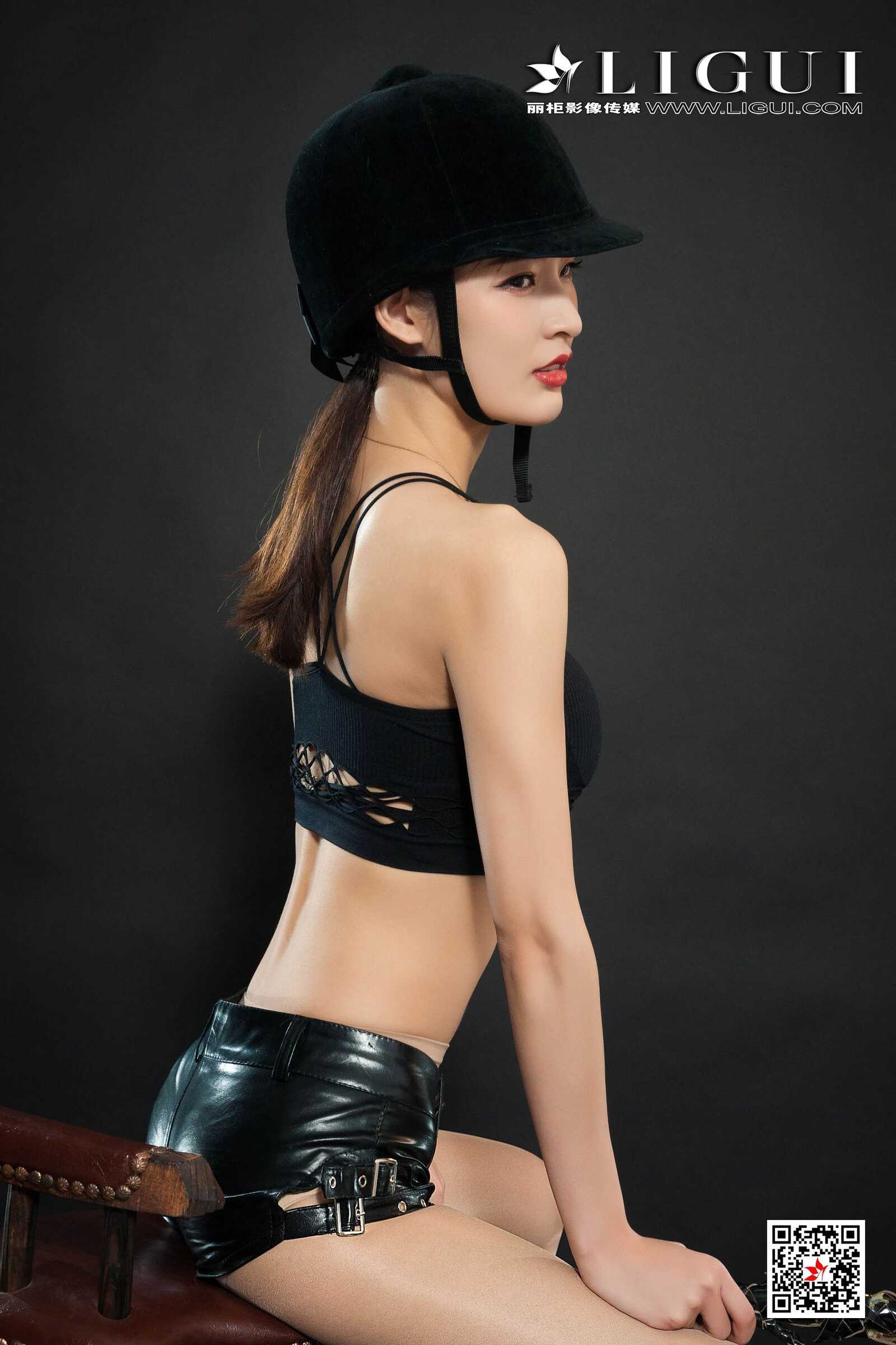 腿模雪糕《长靴皮衣女郎》 [丽柜Ligui] 网络丽人第11张