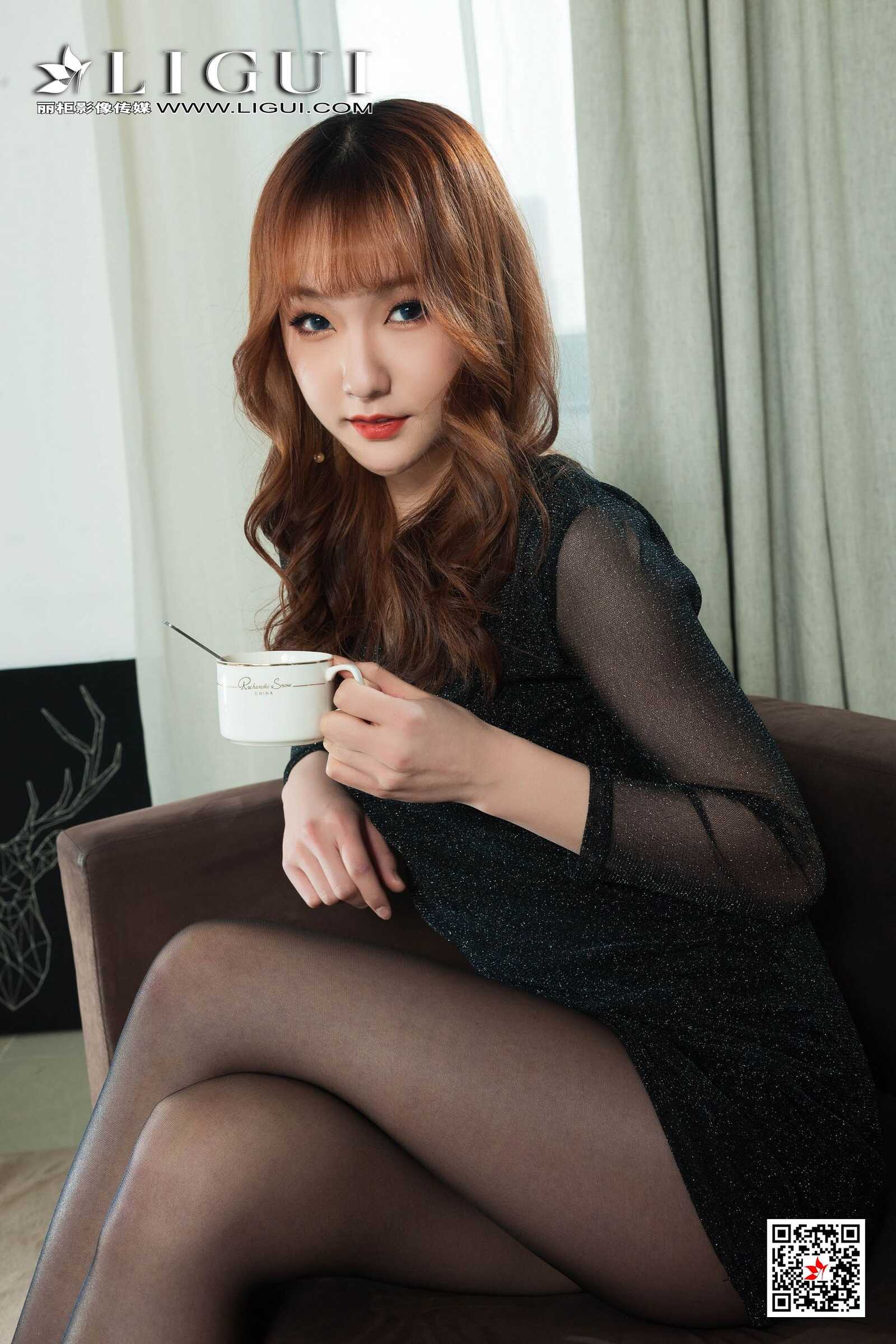 Model 蕊蕊《黑丝袜美腿玉足》 [丽柜Ligui] 写真集第15张