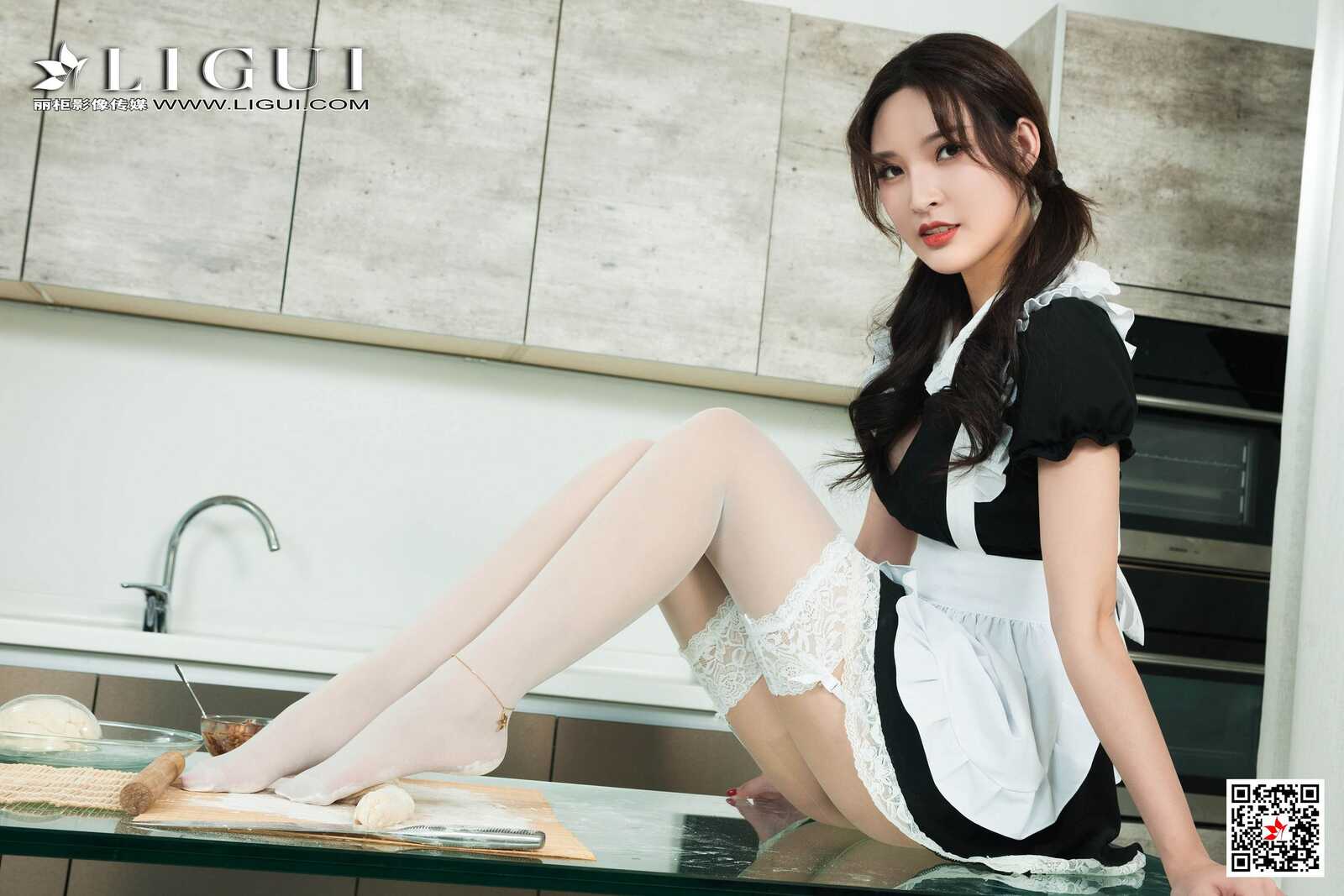Model 雪糕《极品包子厨娘丝足》 [丽柜LIGUI] 写真第3张
