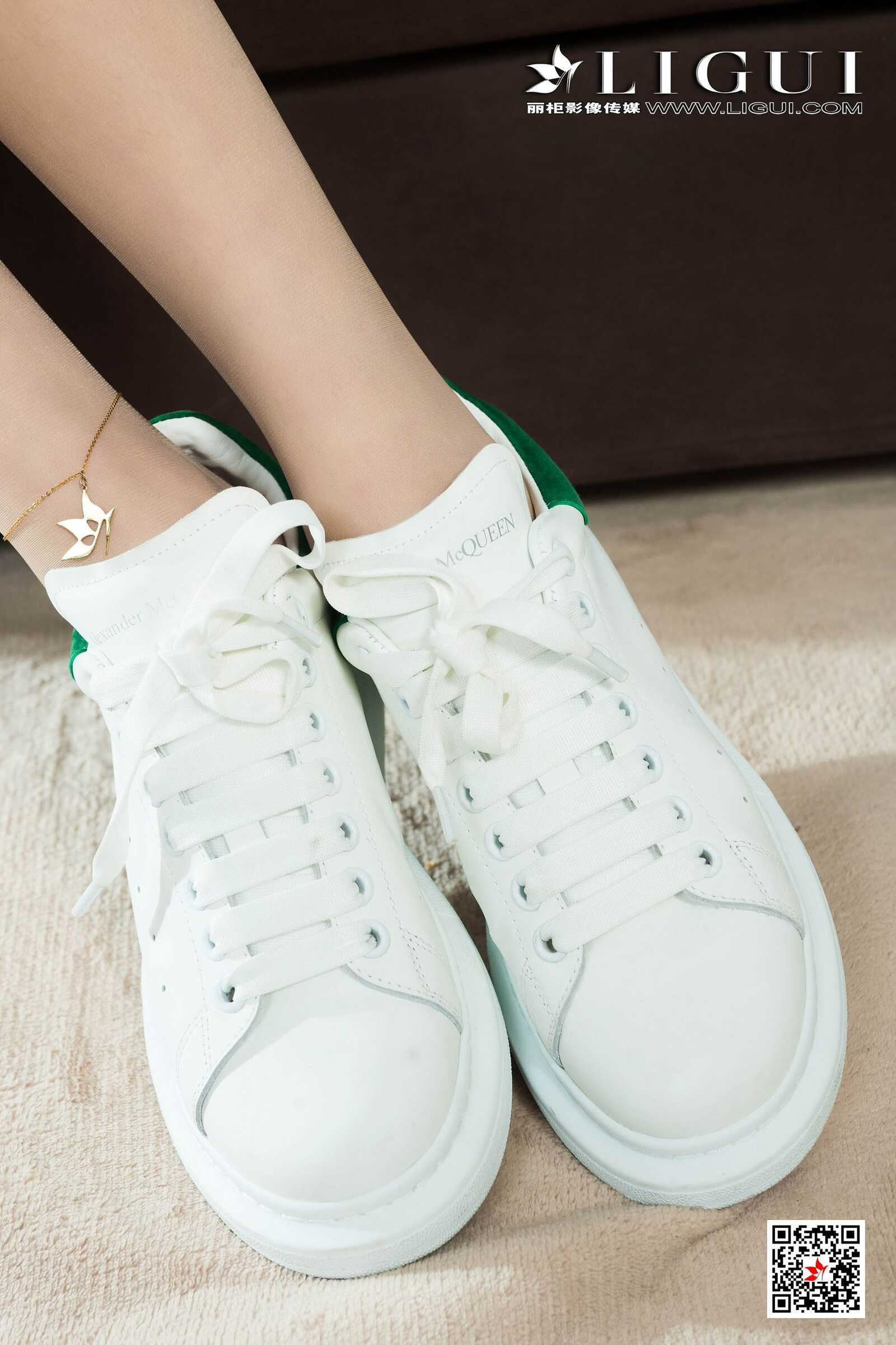 甜甜&amp;amp;文芮《丝足师生情》 [丽柜Ligui] 写真集第16张