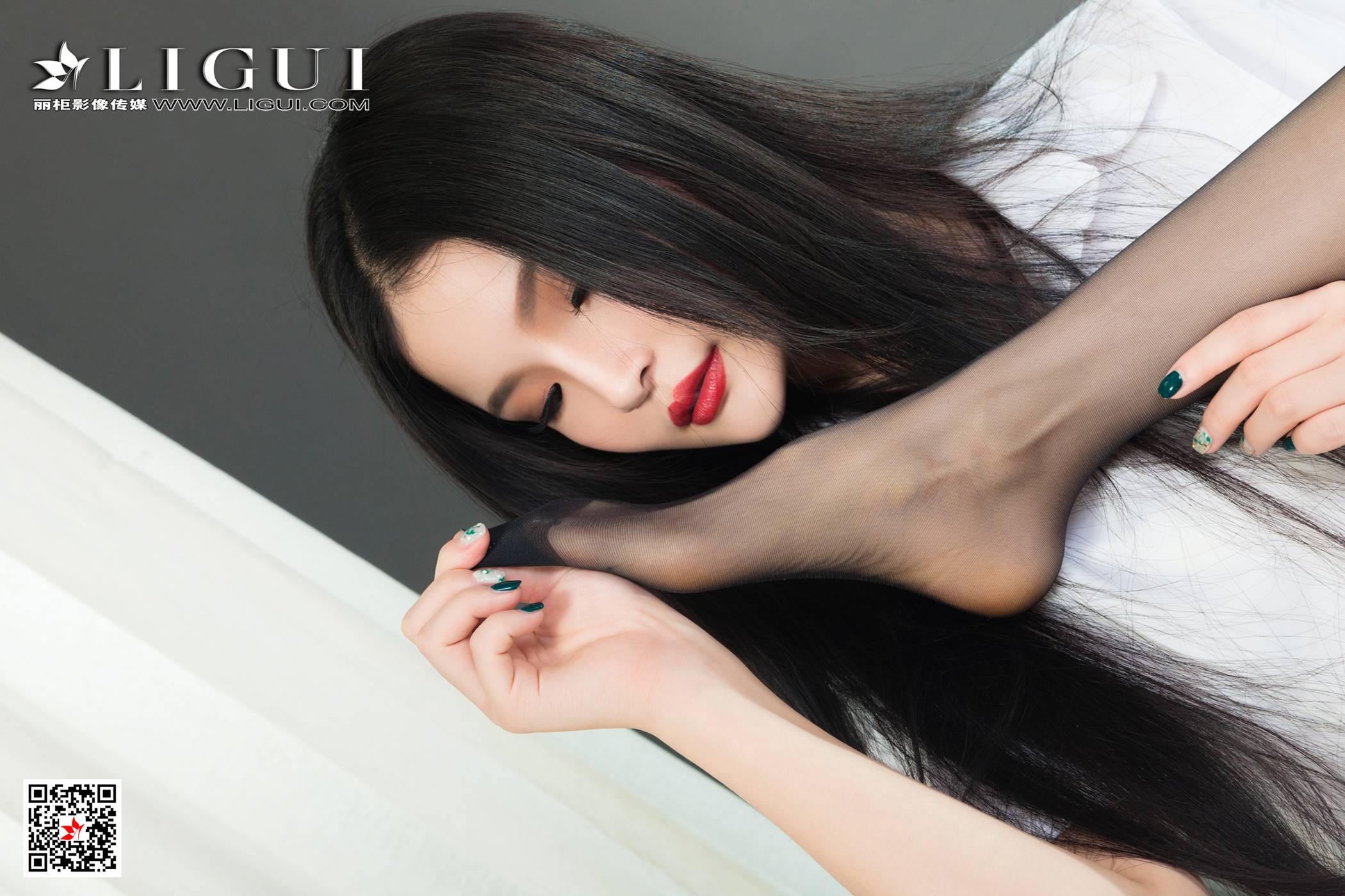 [Ligui丽柜]网络丽人 2021.03.26 Model《双生花-欲望香第11张