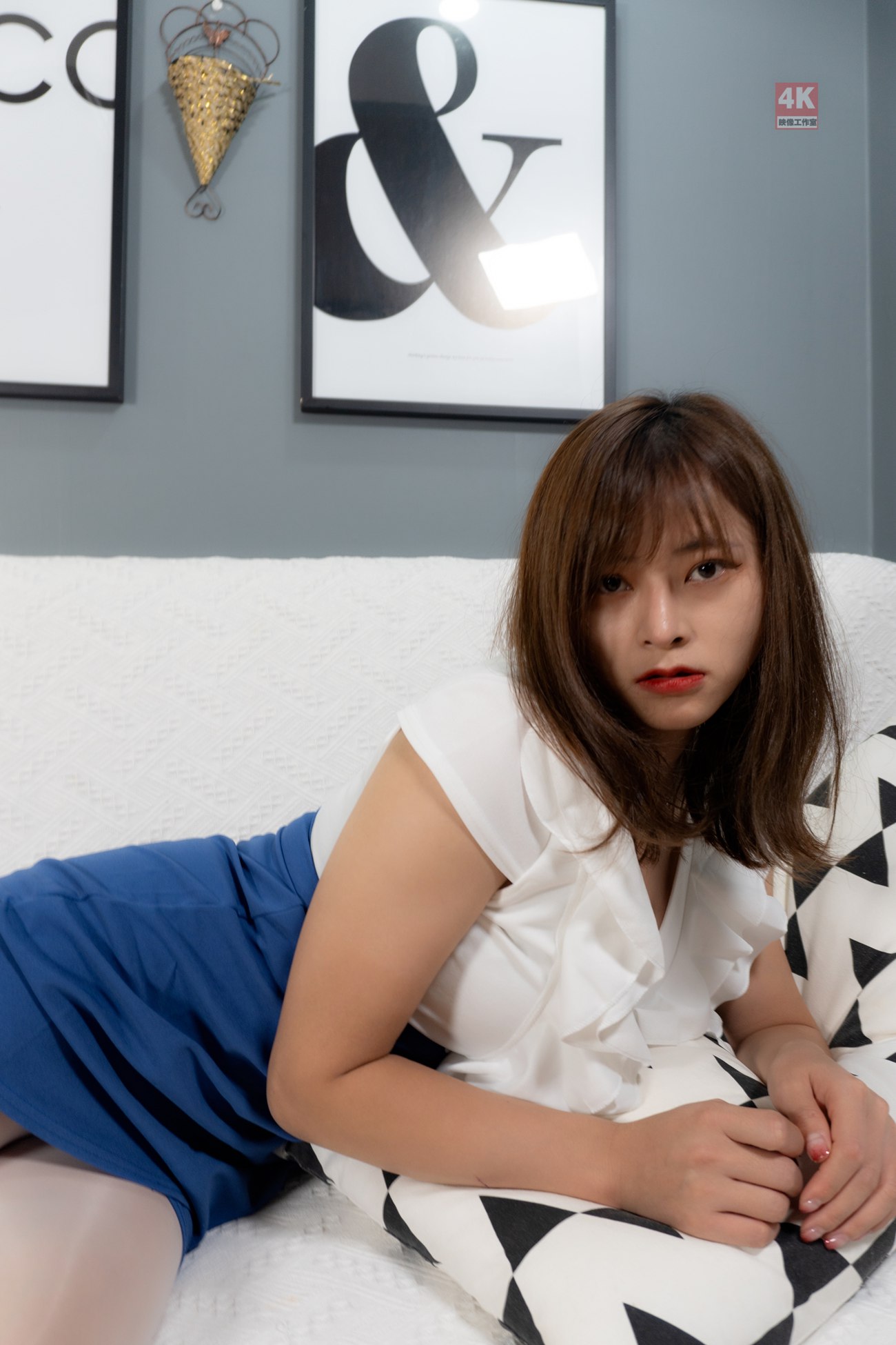 [Ligui丽柜]网络丽人 2021.06.22 Model《黑秘书 ro 白秘第13张