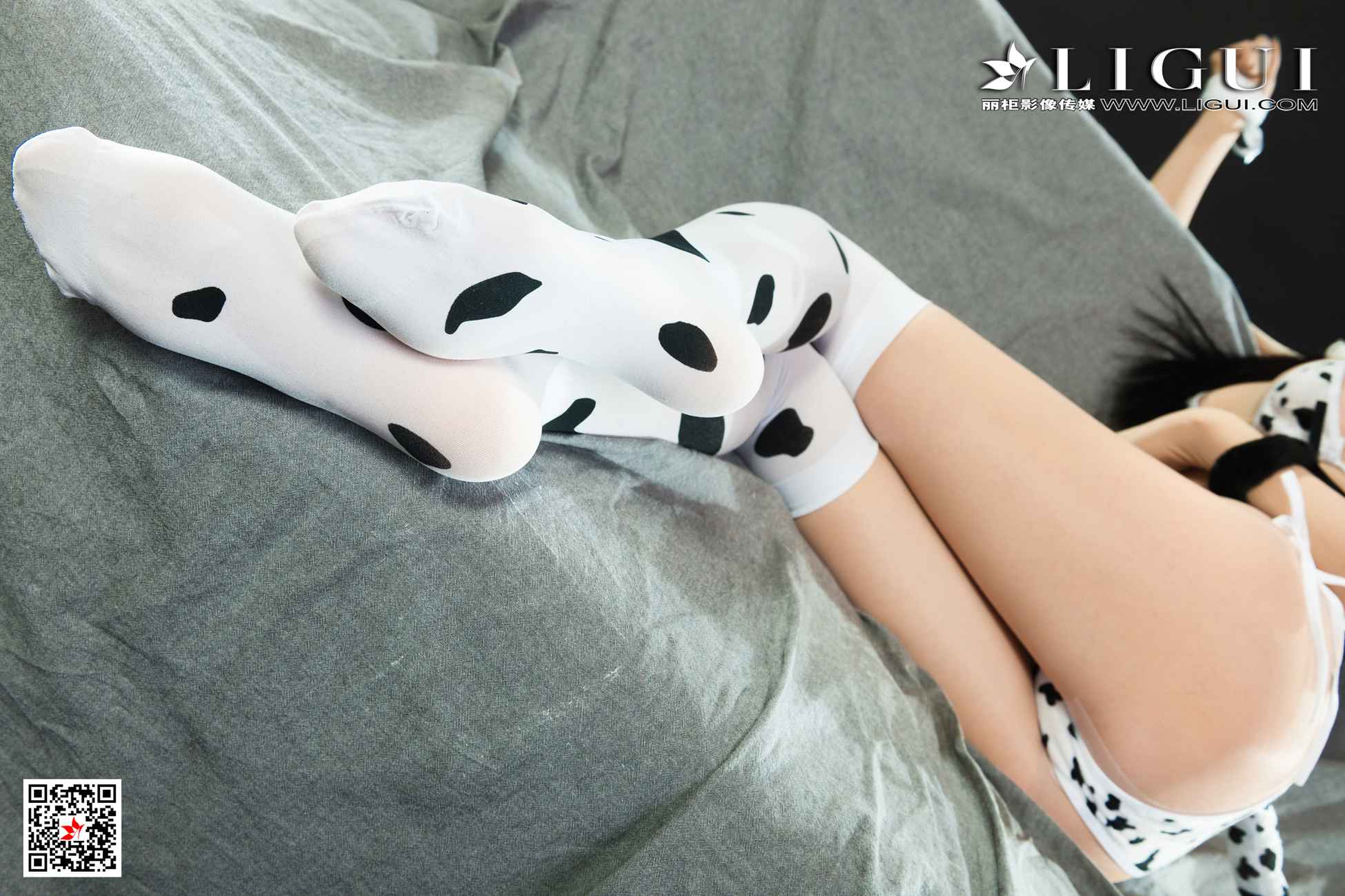 [Ligui丽柜]2021.07.21 《莲脂奶娃》凉儿 [69+1P]第12张