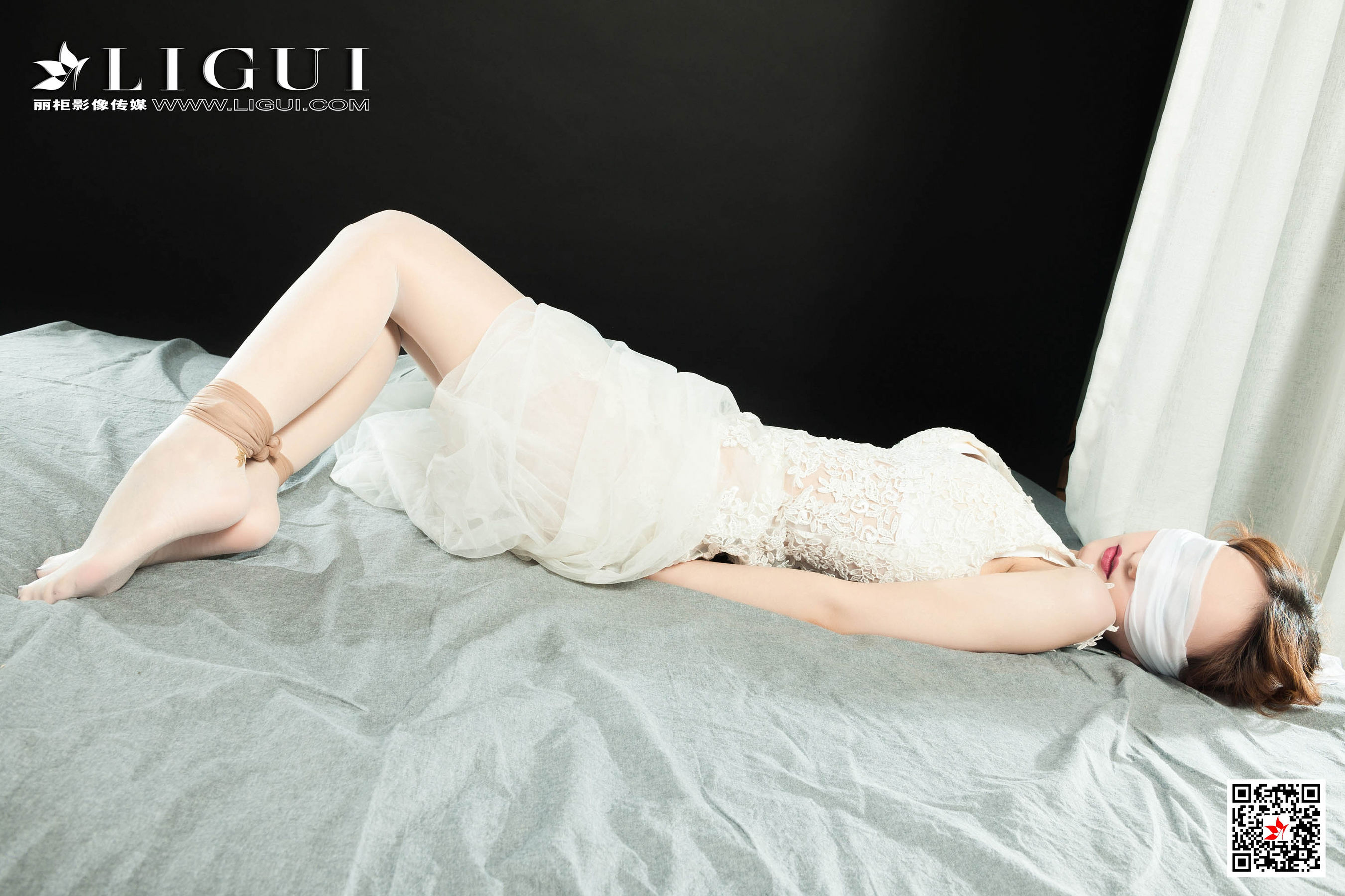 [丽柜美束Ligui] 蕊蕊 《婚纱绳艺》 写真集第17张