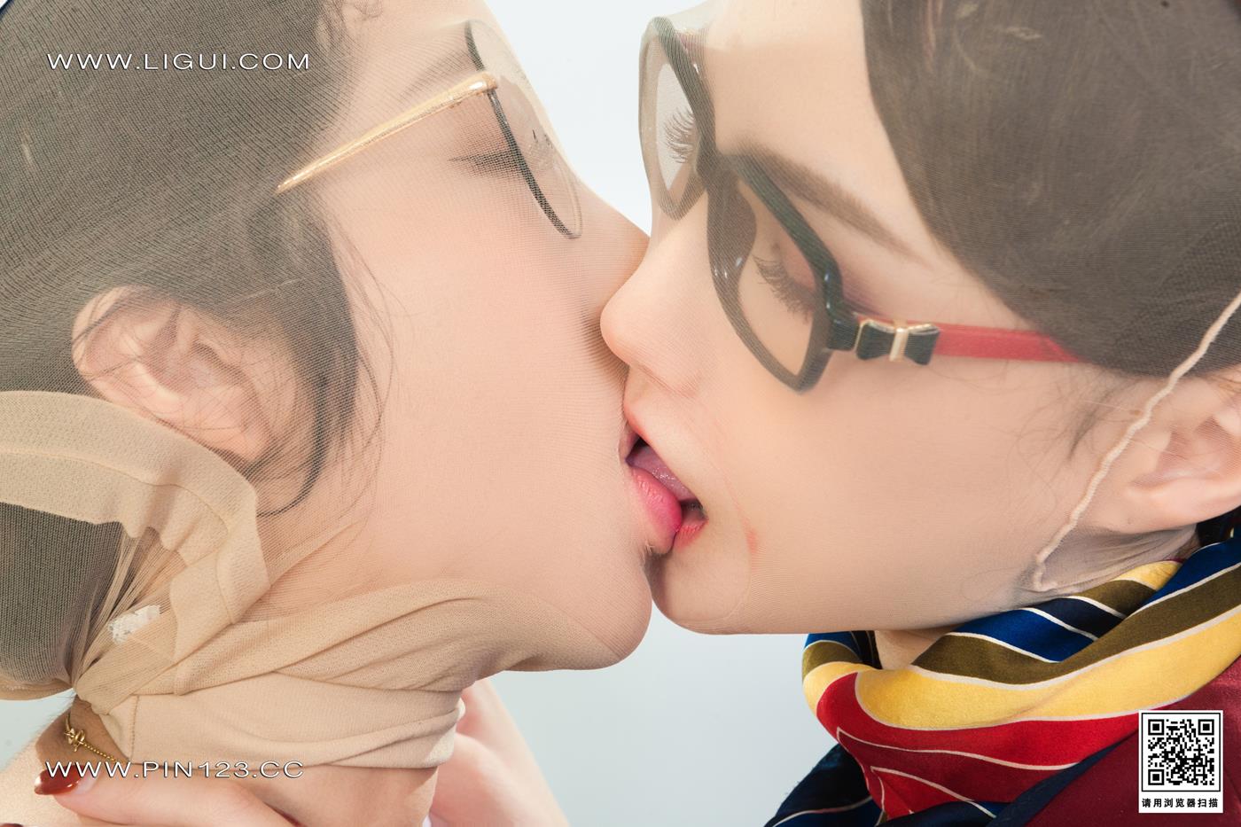 [Ligui丽柜]2022.11.11 双生花-空中丝欲 汐汐＆心心第29张