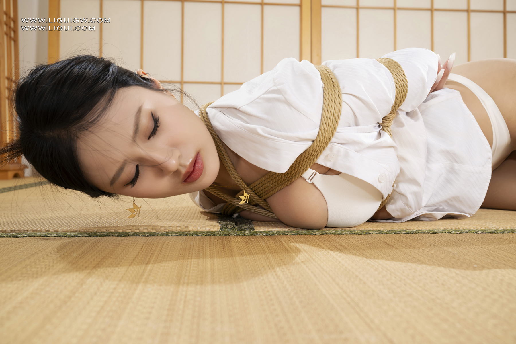 [Ligui丽柜] 2025.04.25《绝望的美腿OL》念念 Nian nian第7张