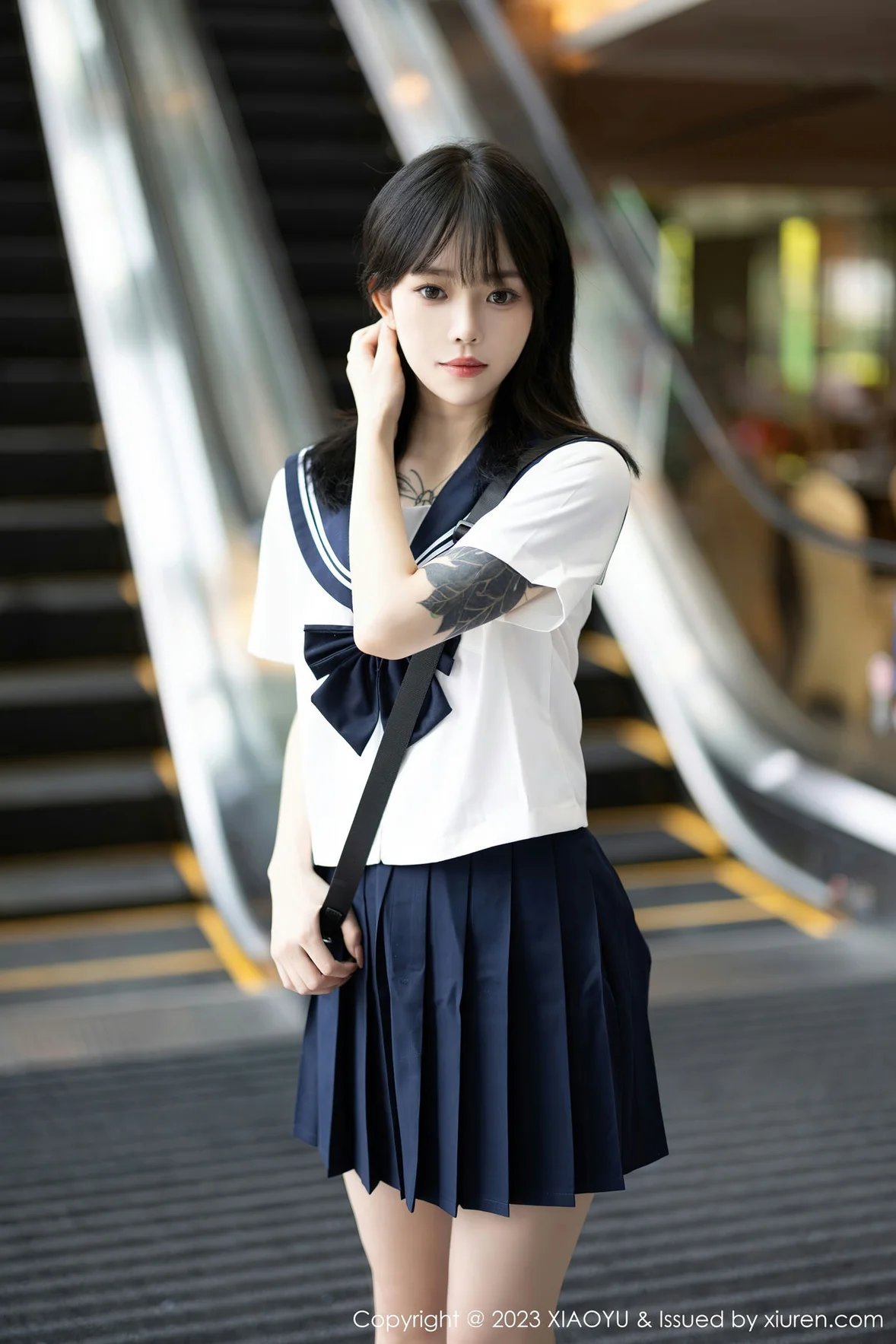  XIAOYU 语画 Vol.1087 奶瓶. 白色学妹服饰性感写真 [89P]第1张