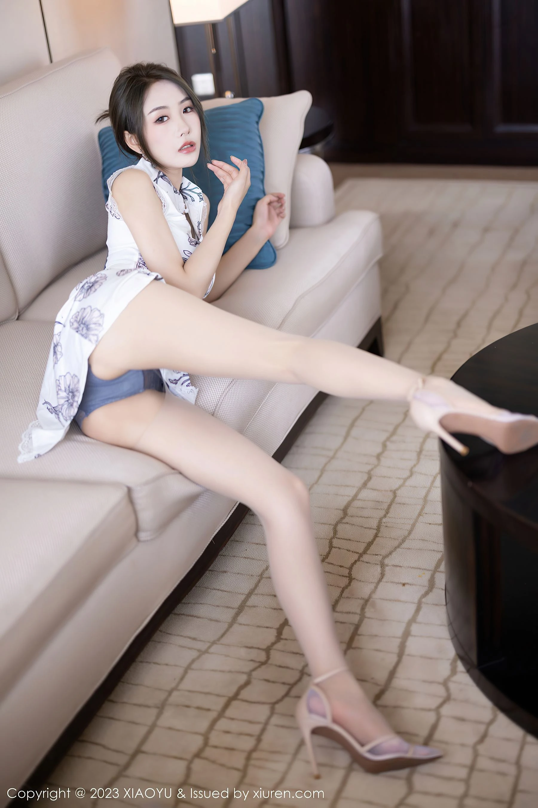  语画界 VOL.1022 苏苏阿 旗袍美腿第6张