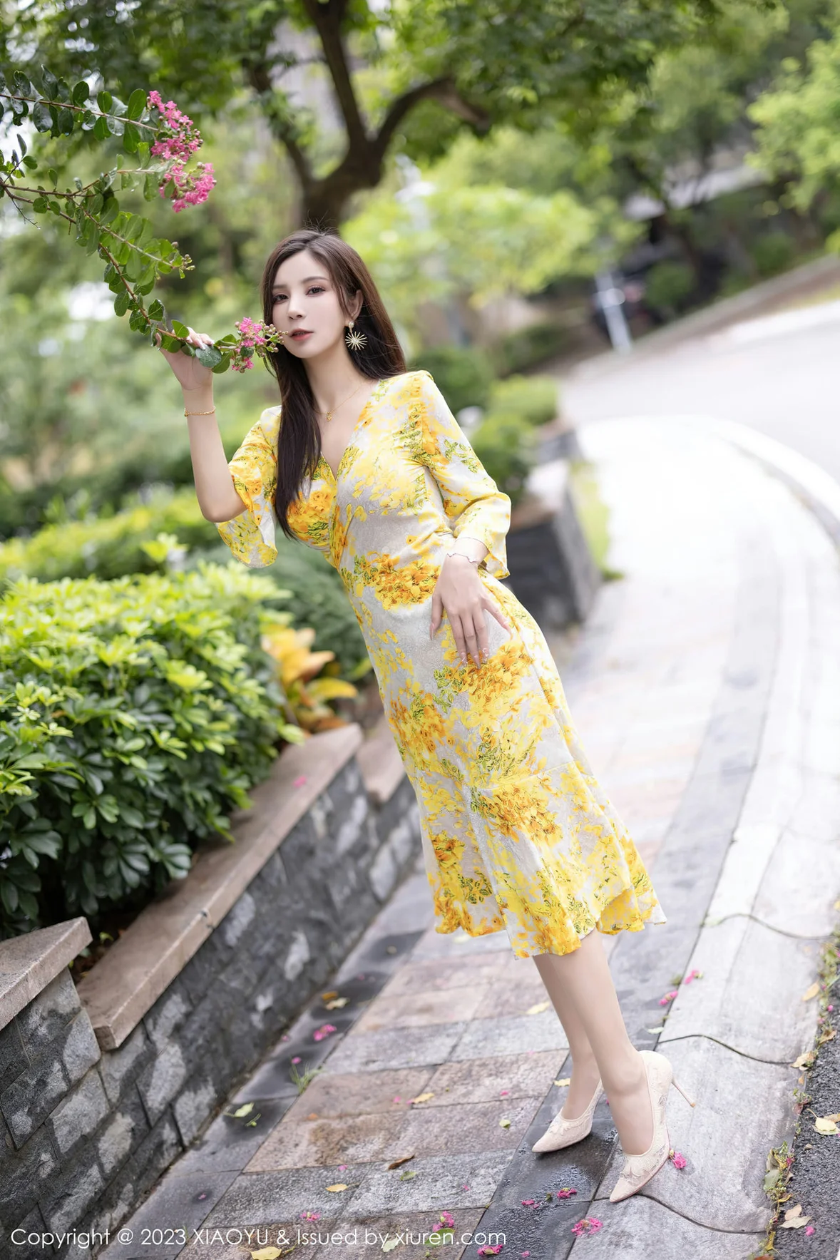  XIAOYU 语画 Vol.1066 小蛮妖Yummy 诱人原色丝袜贵州旅拍写真 [88P]第5张