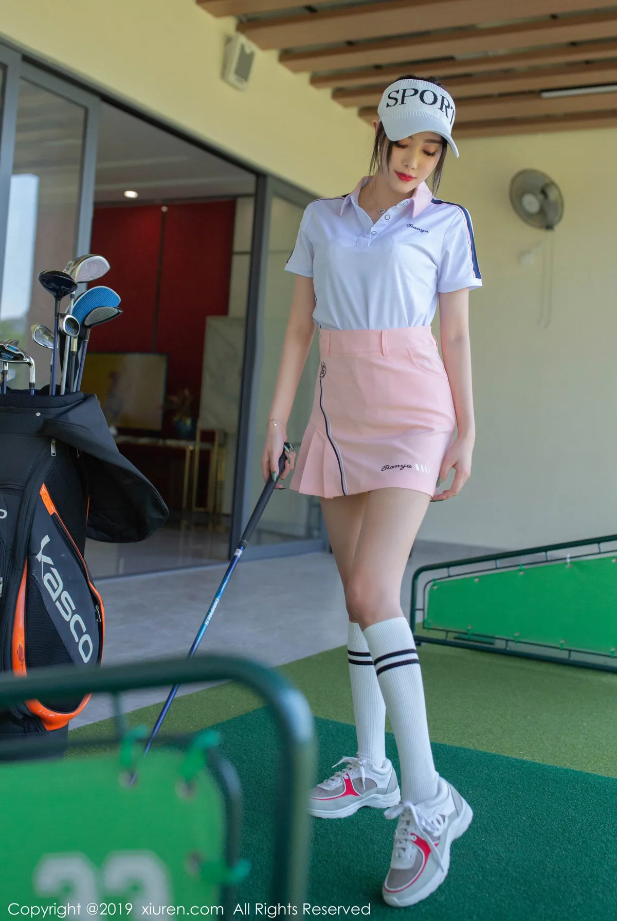 XIUREN秀人网 N0.1874 杨晨晨sugar第3张