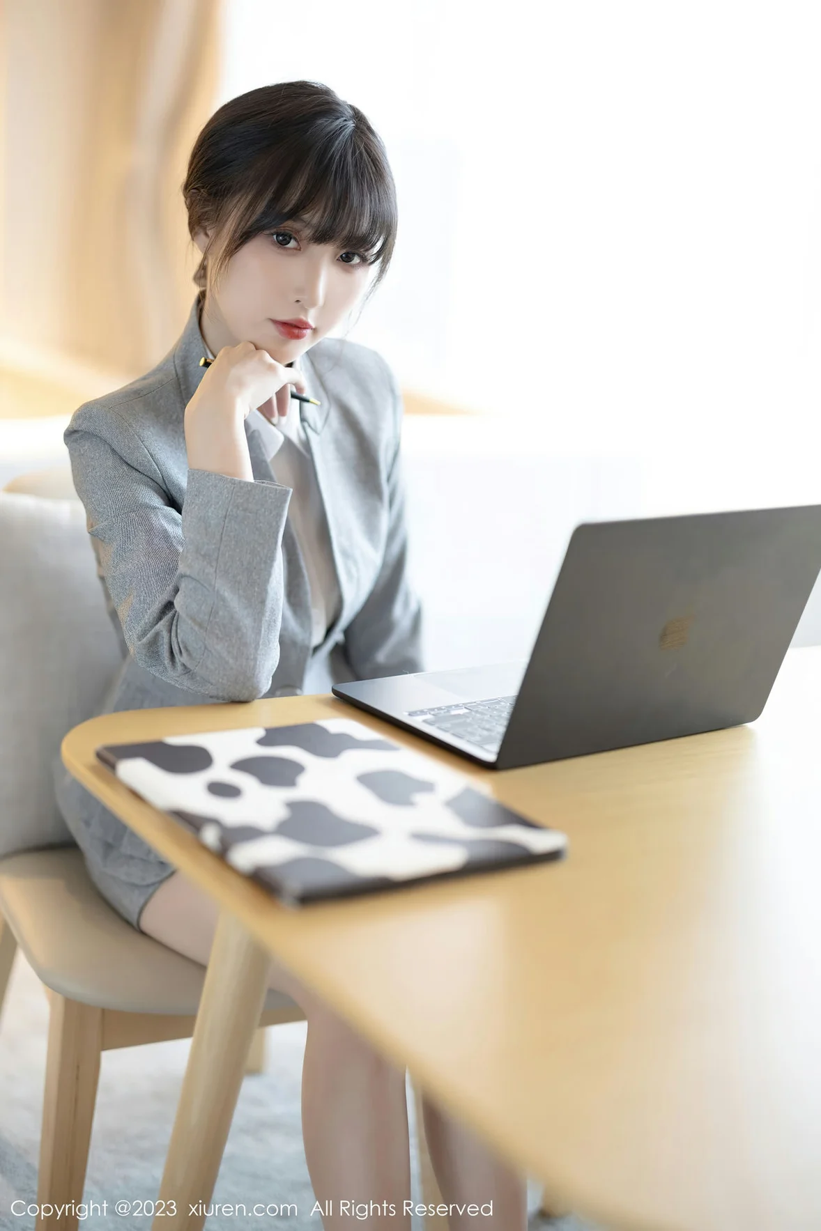  秀人网 No.7422 林星阑 OL职场安吉旅拍 [86P]第8张