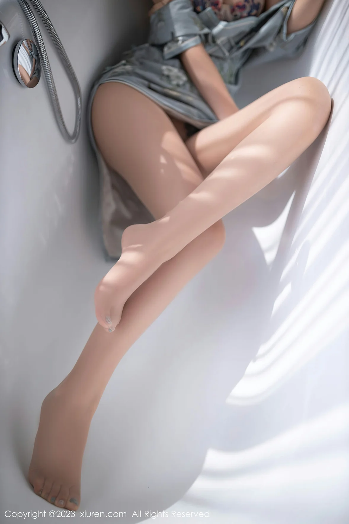  XiuRen 秀人 No.7232 唐安琪 绿灰色旗袍巴厘岛旅拍 [77P]第9张