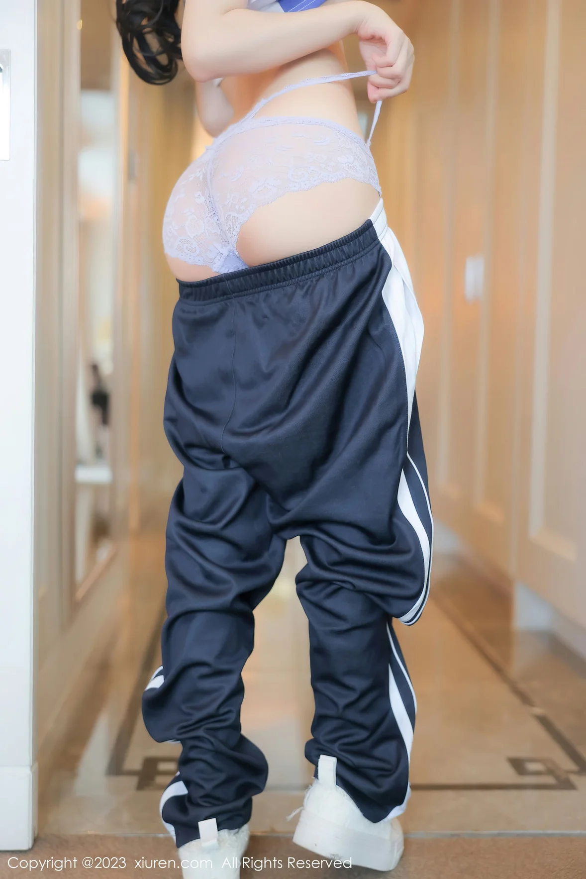  XiuRen 秀人 No.7085 幼幼 学生制服性感写真 [103P]第10张