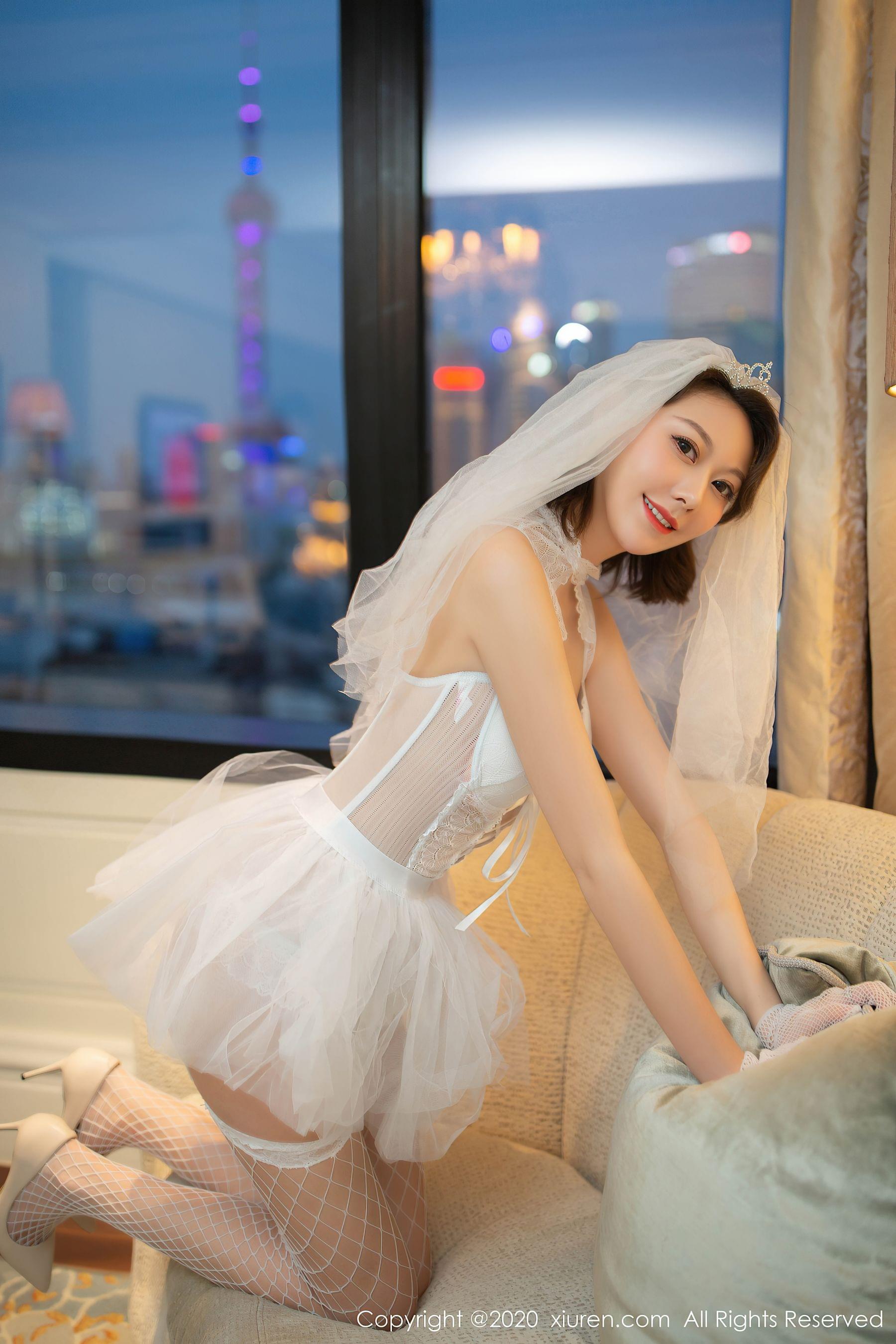  秀人XIUREN No.2328 艺轩第3张